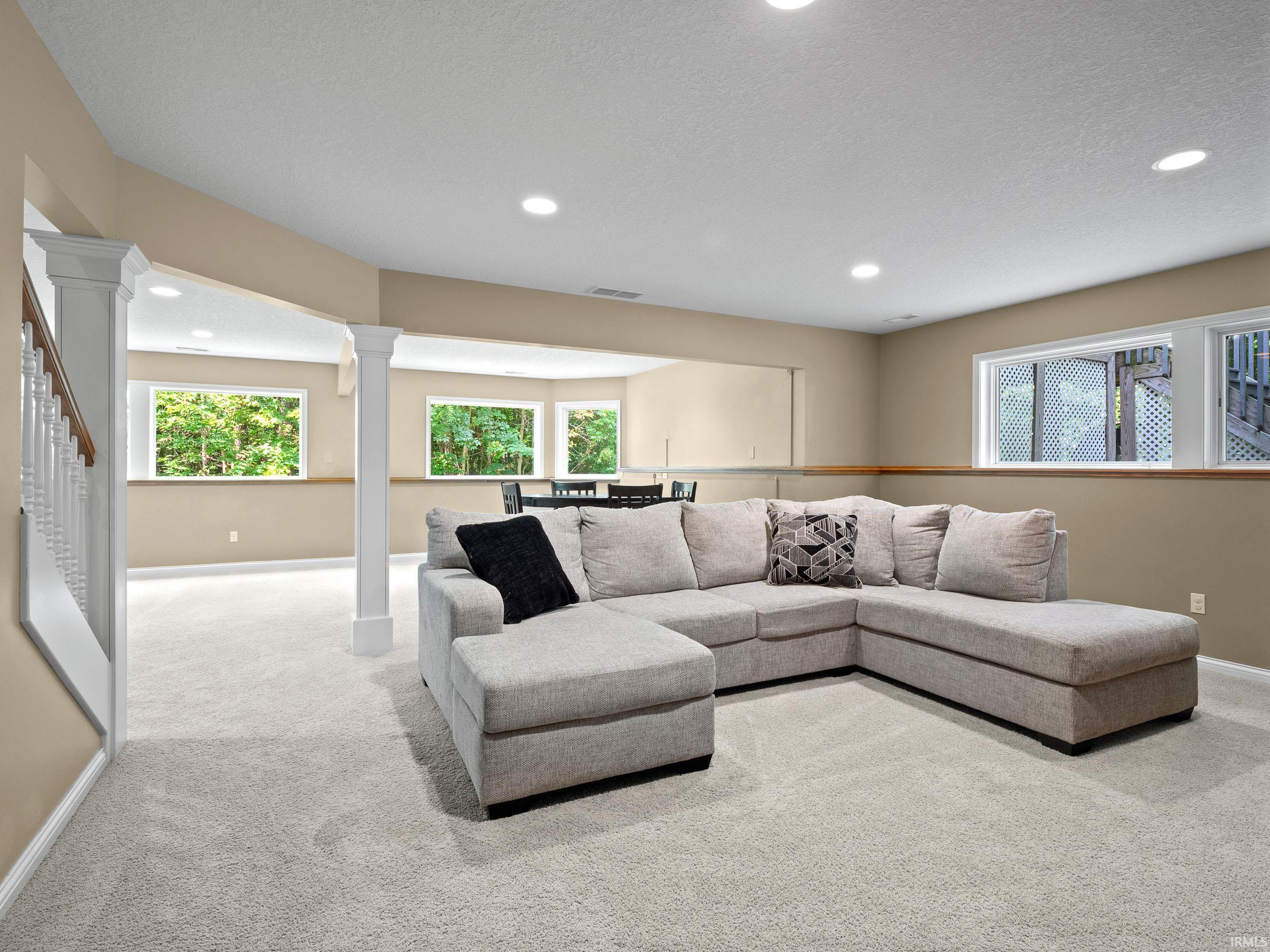 Fort Wayne, Indiana, 46814-9194, United States, 5 Bedrooms Bedrooms, ,4 BathroomsBathrooms,Residential,For Sale,1987073