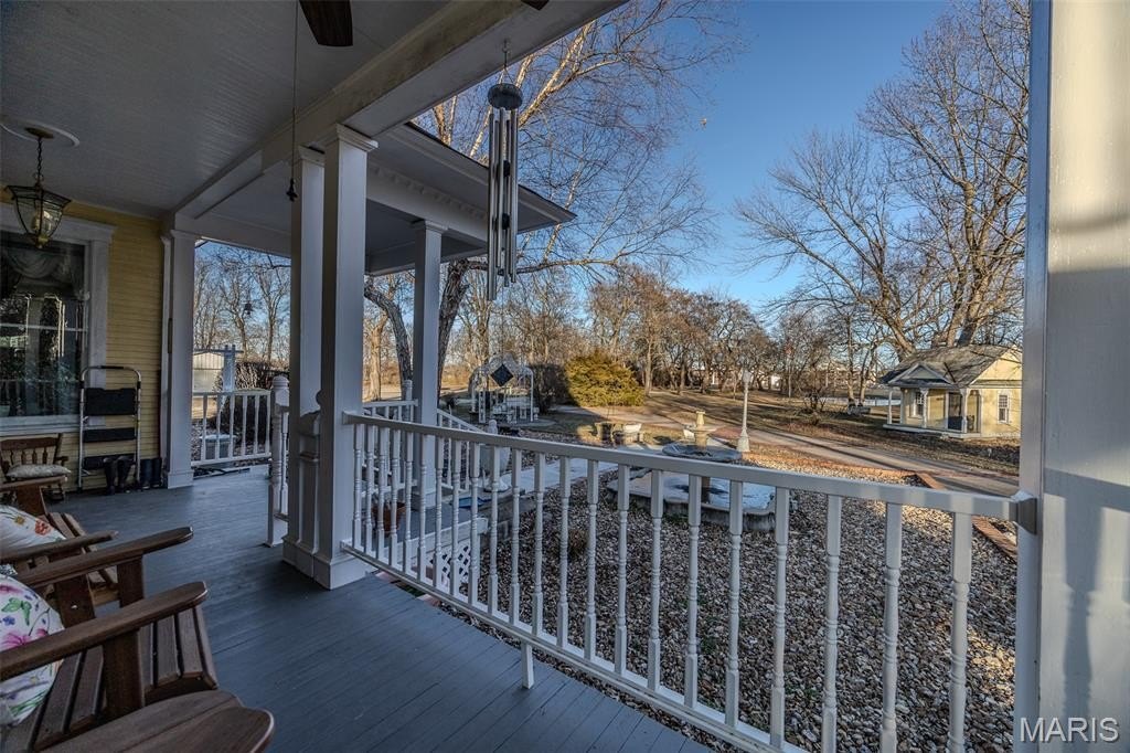 Lebanon, Missouri, 65536, United States, 3 Bedrooms Bedrooms, ,4 BathroomsBathrooms,Residential,For Sale,2017638