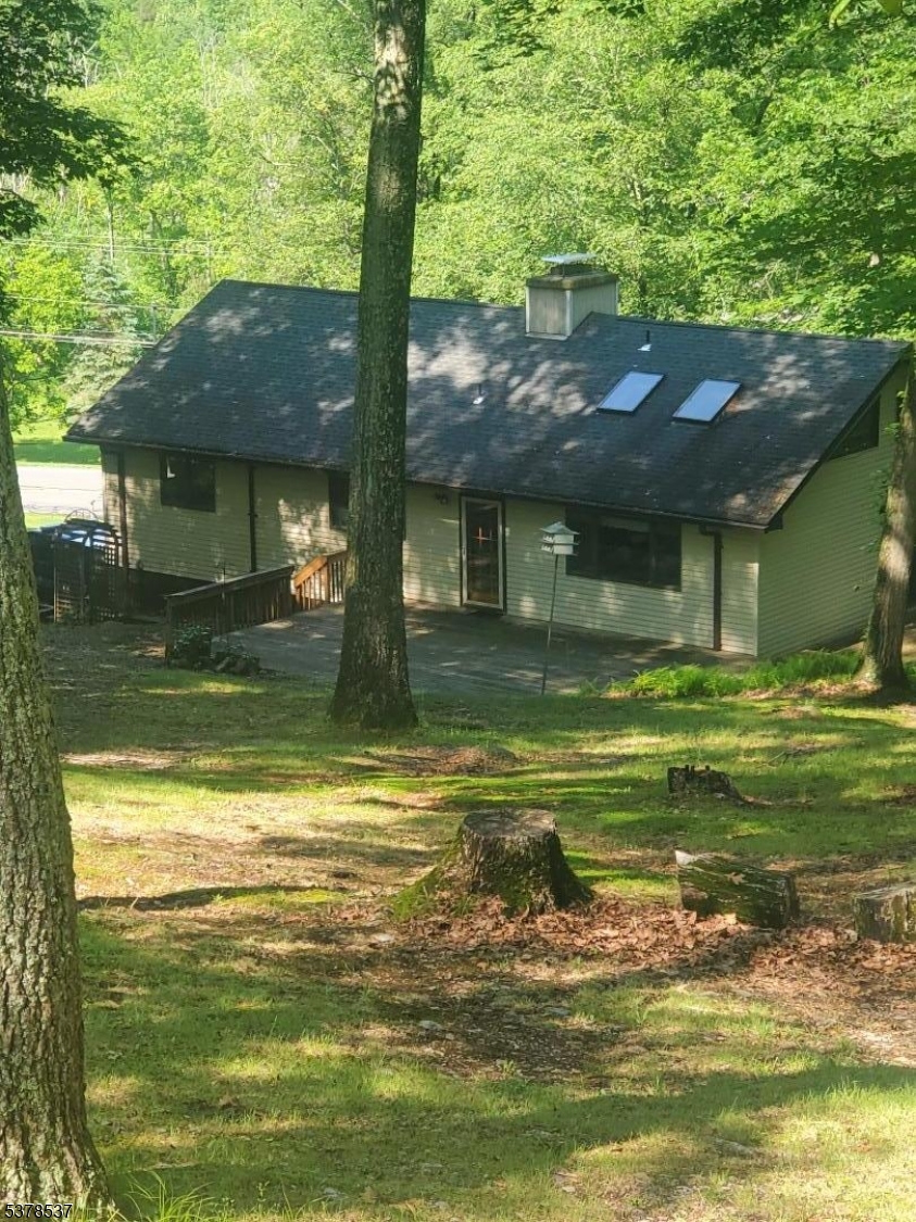 Fredon Twp., New Jersey, 07860, United States, 3 Bedrooms Bedrooms, ,2 BathroomsBathrooms,Residential,For Sale,1924820