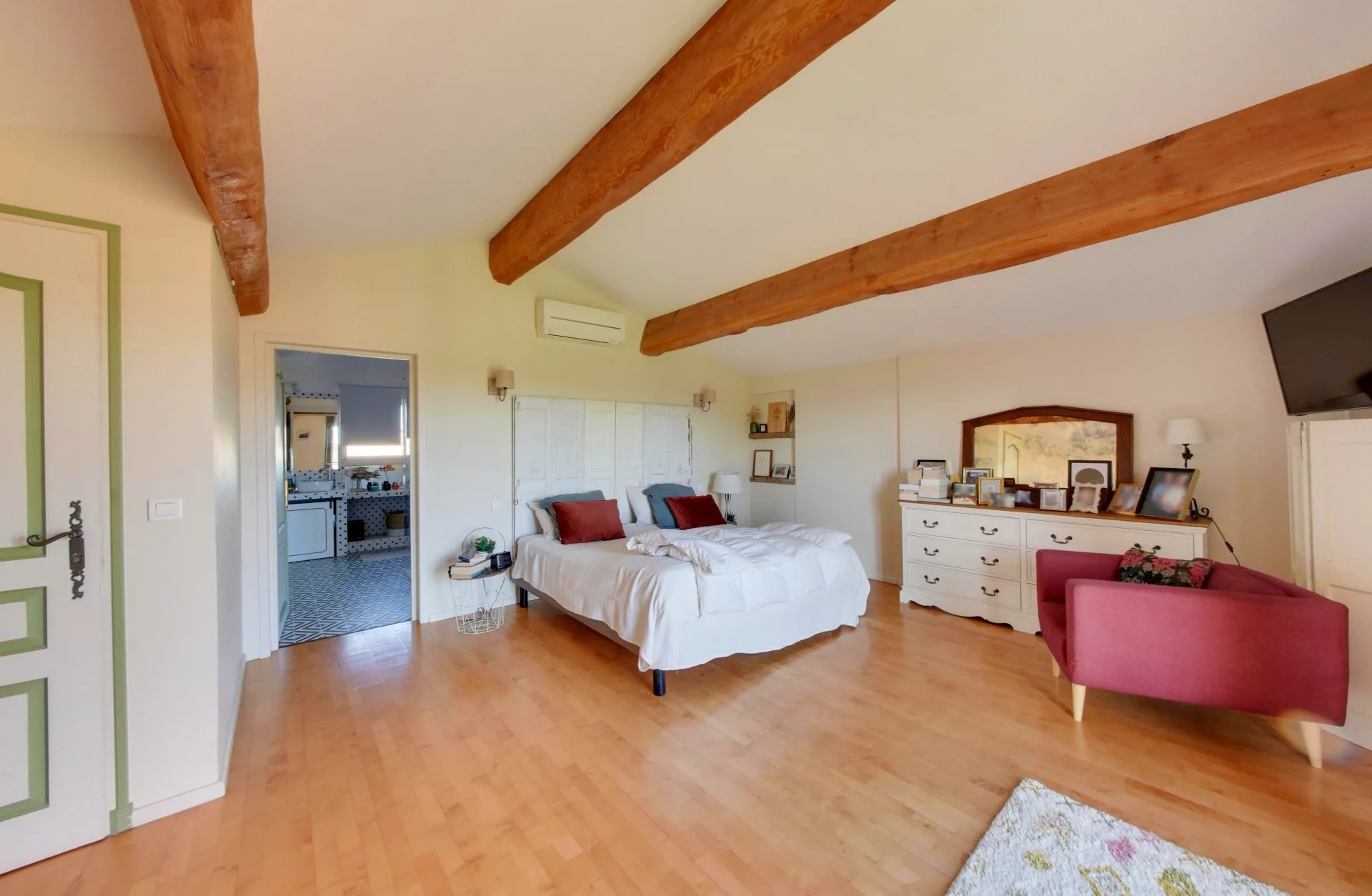 Thuir, Occitanie, 66300, FR, 5 Bedrooms Bedrooms, ,2 BathroomsBathrooms,Residential,For Sale,1991198