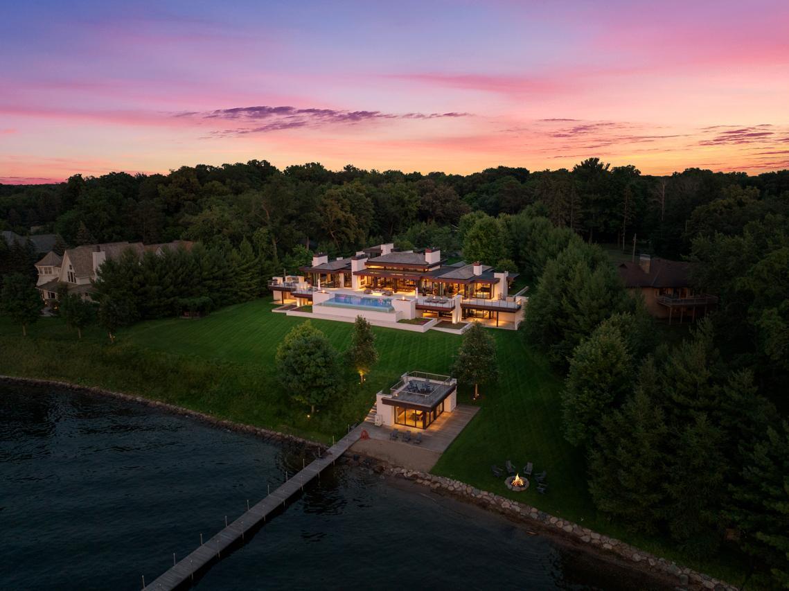 Deephaven, Minnesota, 55331, United States, 5 Bedrooms Bedrooms, ,4 BathroomsBathrooms,Residential,For Sale,1918769