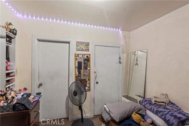 Los Angeles, California, 90022, United States, 5 Bedrooms Bedrooms, ,Residential,For Sale,1979575