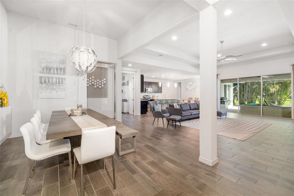 Bradenton, Florida, 34212, United States, 4 Bedrooms Bedrooms, ,3 BathroomsBathrooms,Residential,For Sale,1866766