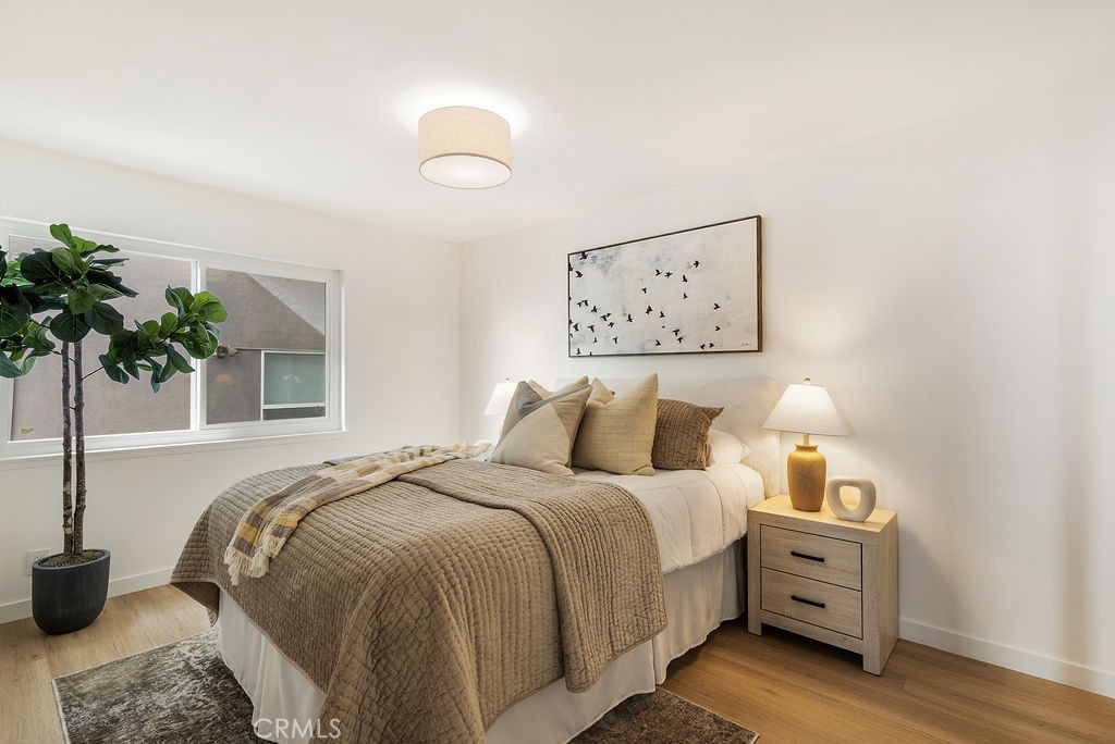 Long Beach, California, 90802, United States, 2 Bedrooms Bedrooms, ,2 BathroomsBathrooms,Residential,For Sale,1994707