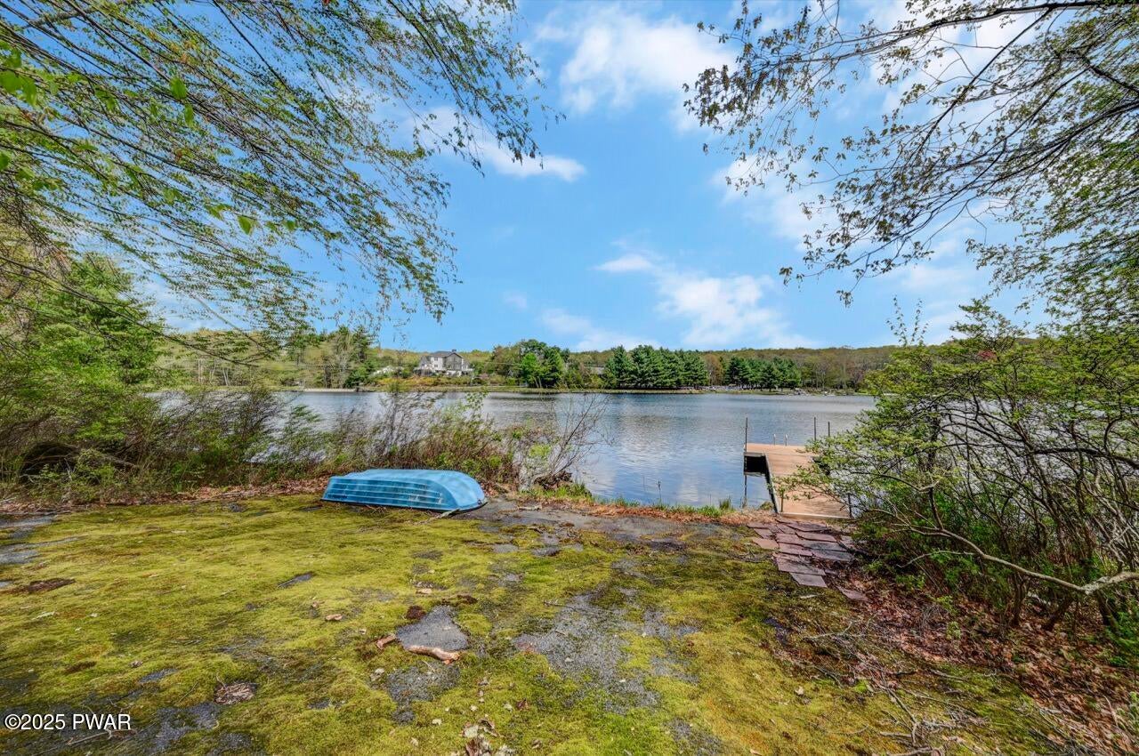 Lords Valley, Pennsylvania, 18428, United States, 5 Bedrooms Bedrooms, ,3 BathroomsBathrooms,Residential,For Sale,1977416