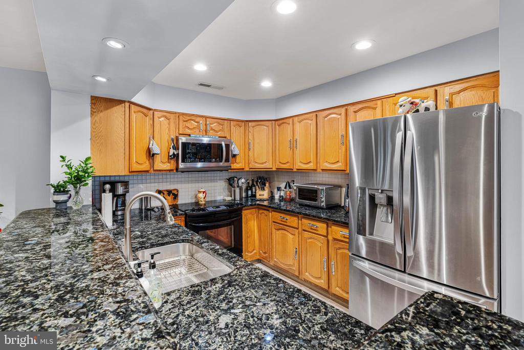 Plainsboro, New Jersey, 08536, United States, 3 Bedrooms Bedrooms, ,3 BathroomsBathrooms,Residential,For Sale,1975550