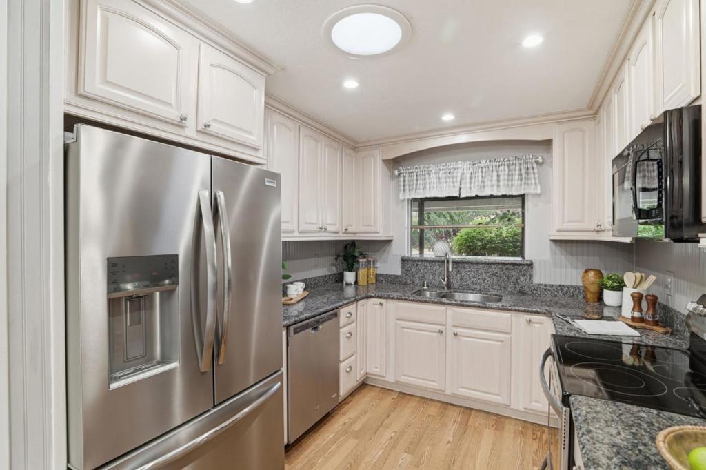 San Jose, California, 95123, United States, 3 Bedrooms Bedrooms, ,2 BathroomsBathrooms,Residential,For Sale,1975297