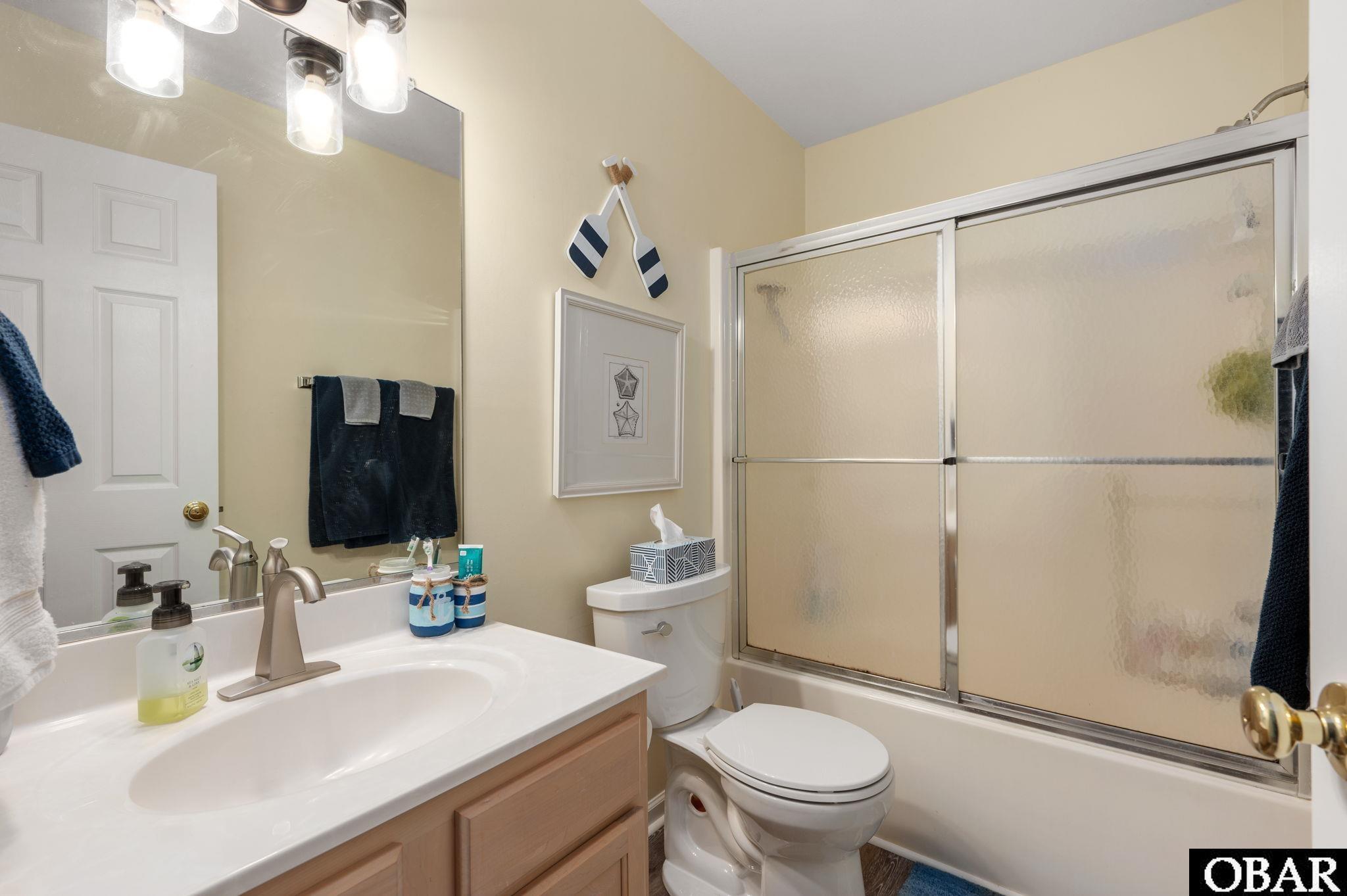 Manteo, North Carolina, 27954, United States, 3 Bedrooms Bedrooms, ,4 BathroomsBathrooms,Residential,For Sale,1908683