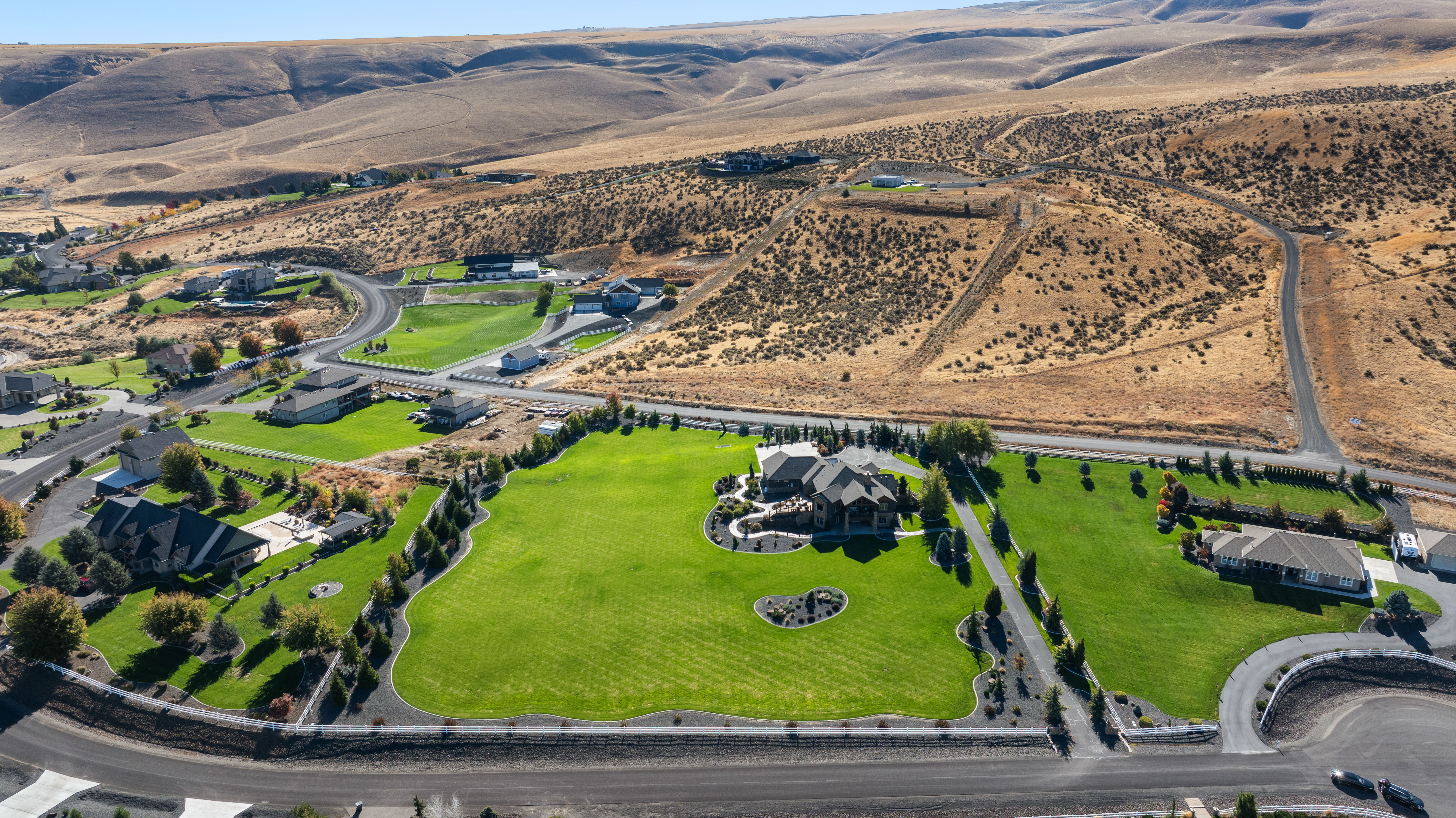  Views 6 Car Garage, Luxury Estate on 4 acres. - 物件實景