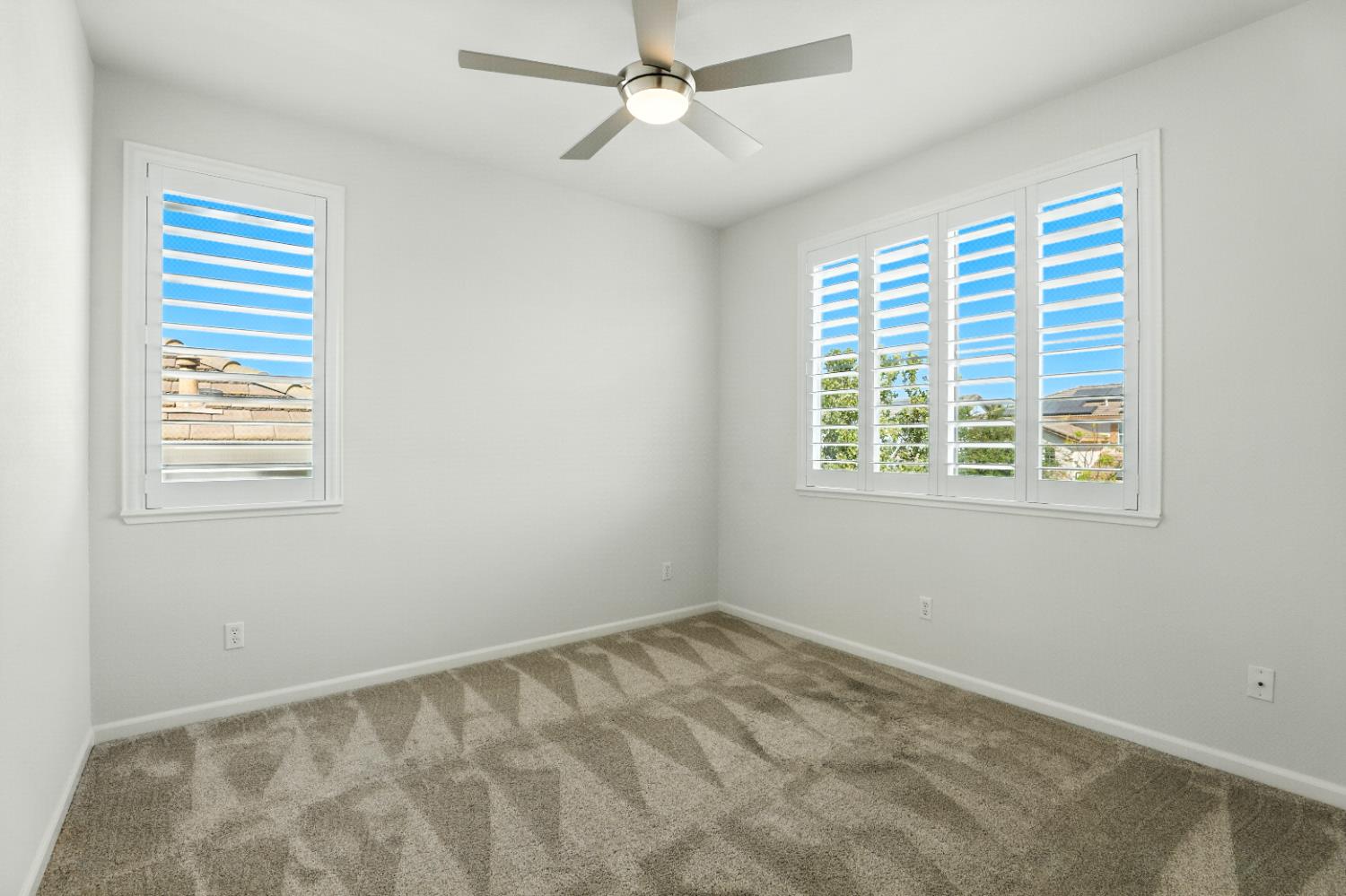 West Sacramento, California, 95691, United States, 4 Bedrooms Bedrooms, ,3 BathroomsBathrooms,Residential,For Sale,1940145