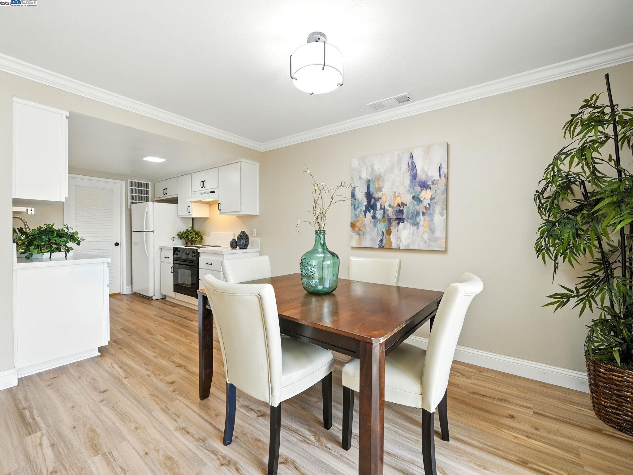 Livermore, California, 94551, United States, 2 Bedrooms Bedrooms, ,1 BathroomBathrooms,Residential,For Sale,1927441
