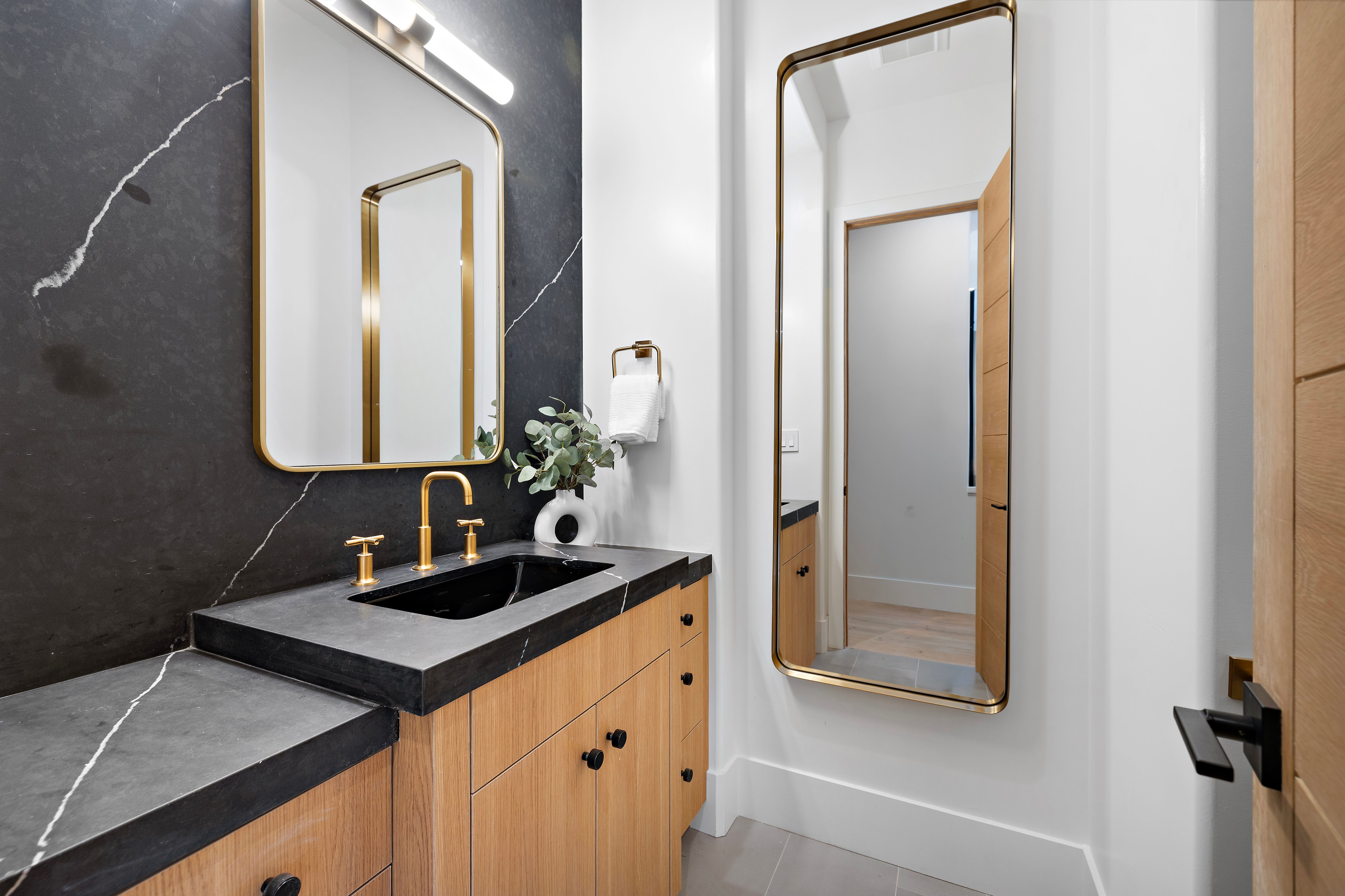  28 Surfspray Bluff, Newport Beach, CA 92657 - 物件實景