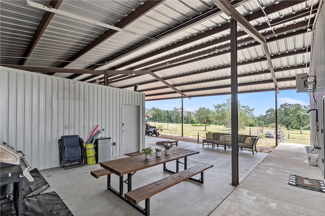 Franklin, Texas, 77856, United States, 2 Bedrooms Bedrooms, ,2 BathroomsBathrooms,Residential,For Sale,1926528