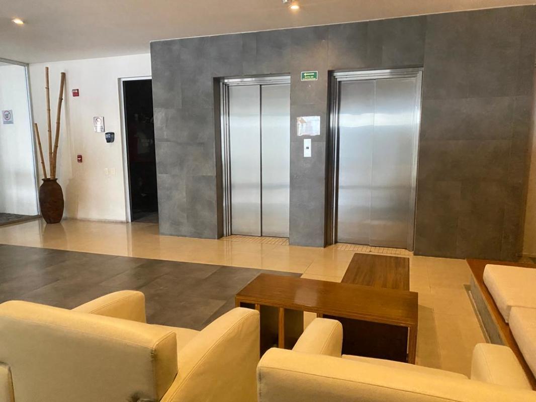 Hacienda San Francisco, Monterrey, Nuevo León, 64710, Mexico, 3 Bedrooms Bedrooms, ,3 BathroomsBathrooms,Residential,For Sale,Hacienda San Francisco,1617102