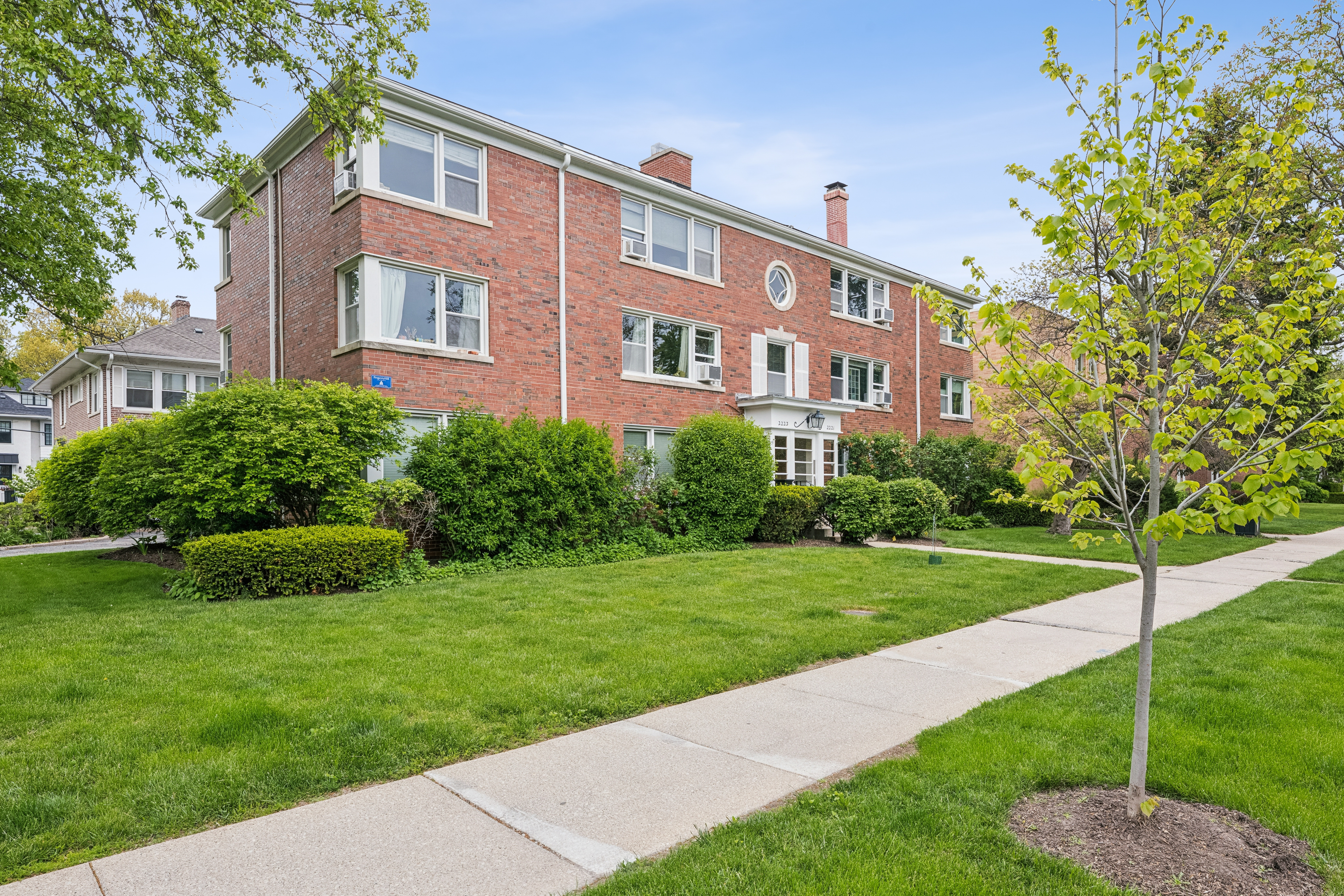  Welcome to Your Sunny Little Slice of Evanston - 物件實景