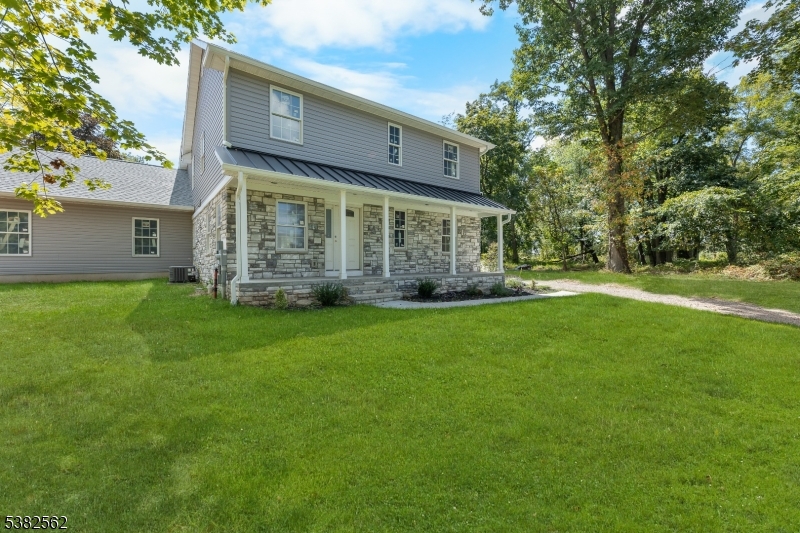 Readington Twp., New Jersey, 08853, United States, 3 Bedrooms Bedrooms, ,3 BathroomsBathrooms,Residential,For Sale,1939068