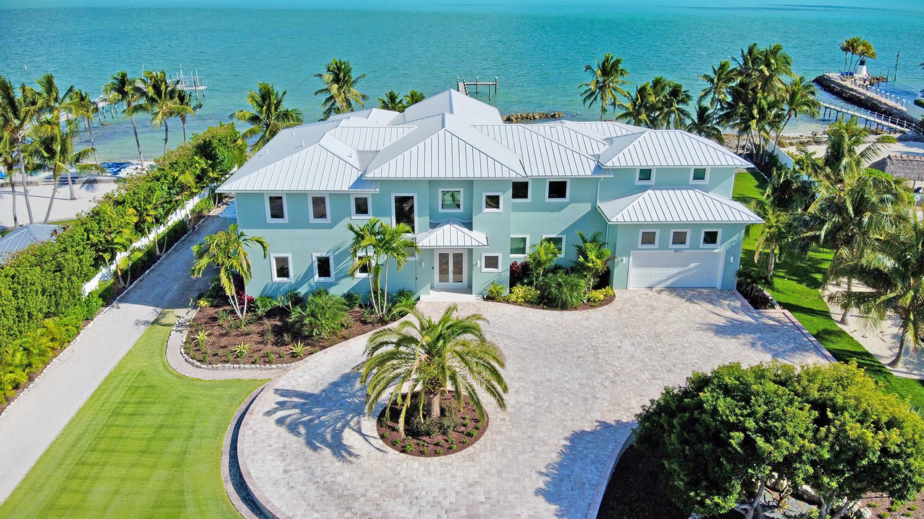 ISLAMORADA, Florida, 33036, United States, 6 Bedrooms Bedrooms, ,9 BathroomsBathrooms,Residential,For Sale,1903587