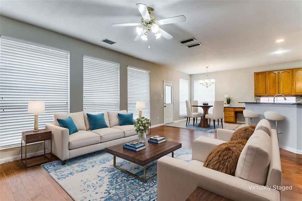 Flower Mound, Texas, 75028, United States, 4 Bedrooms Bedrooms, ,3 BathroomsBathrooms,Residential,For Sale,1839019