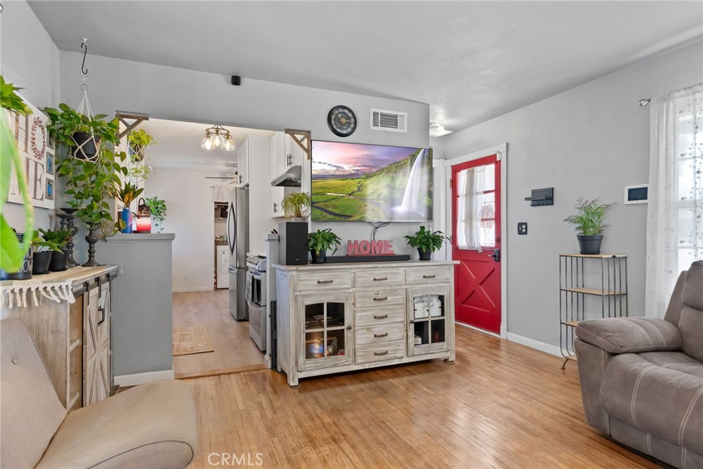 Highland, California, 92346, United States, 3 Bedrooms Bedrooms, ,2 BathroomsBathrooms,Residential,For Sale,1885761