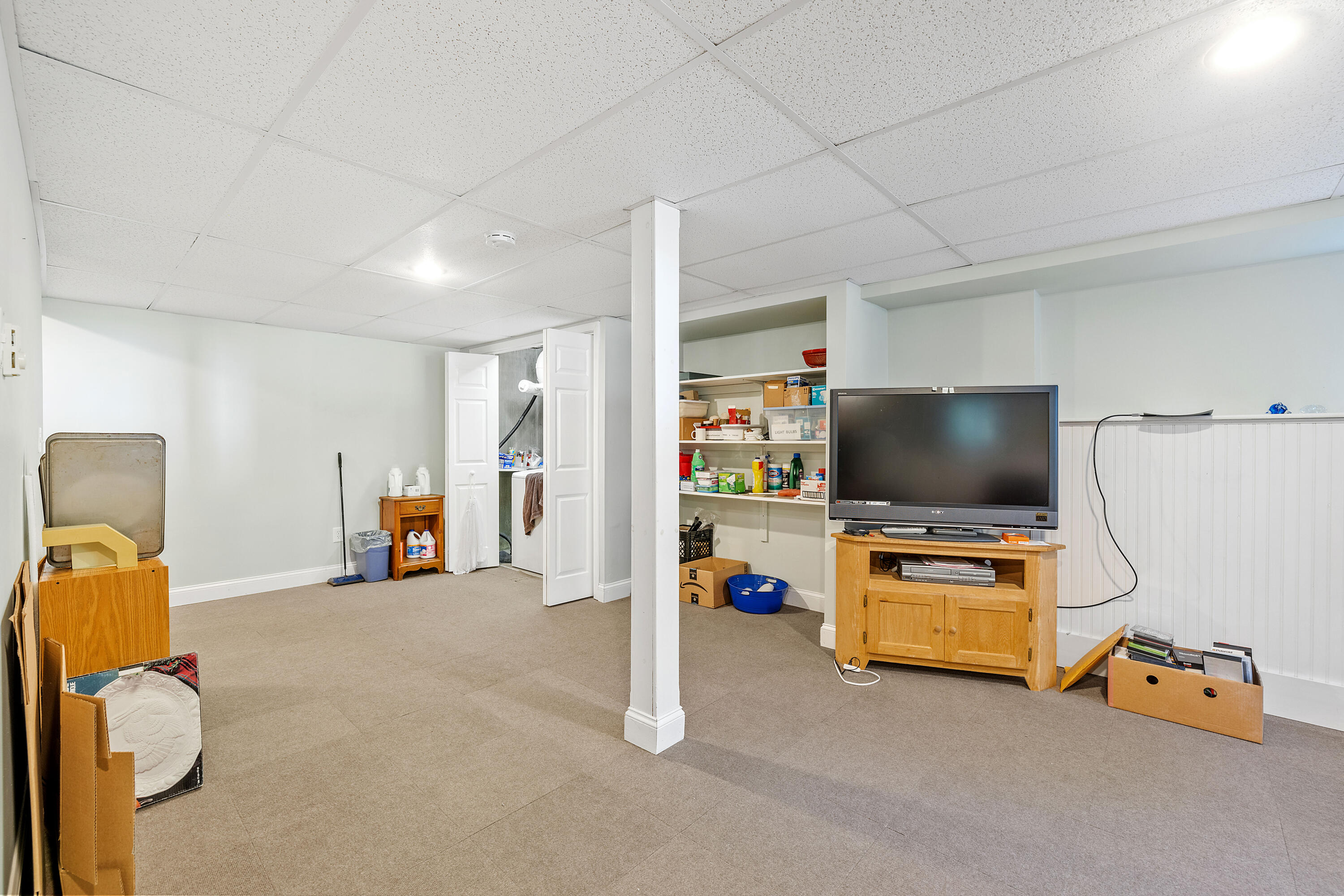 Kennebunk, Maine, 04043, United States, 4 Bedrooms Bedrooms, ,3 BathroomsBathrooms,Residential,For Sale,1901134