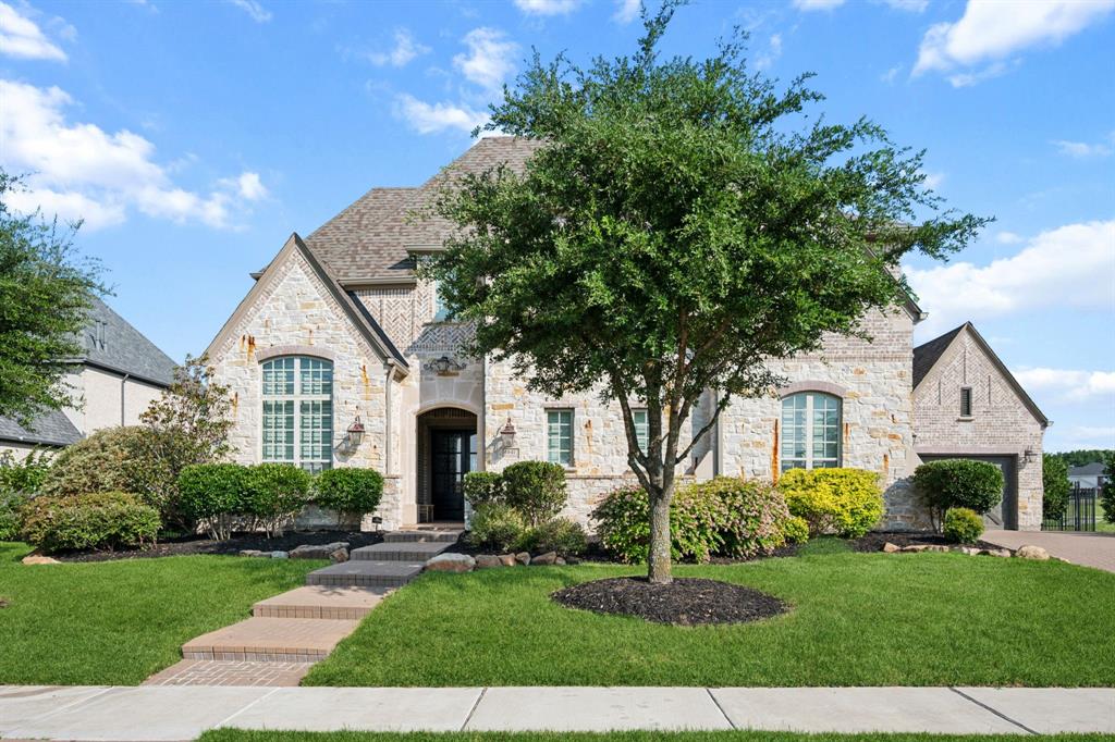 Prosper, Texas, 75078, United States, 5 Bedrooms Bedrooms, ,8 BathroomsBathrooms,Residential,For Sale,1901813