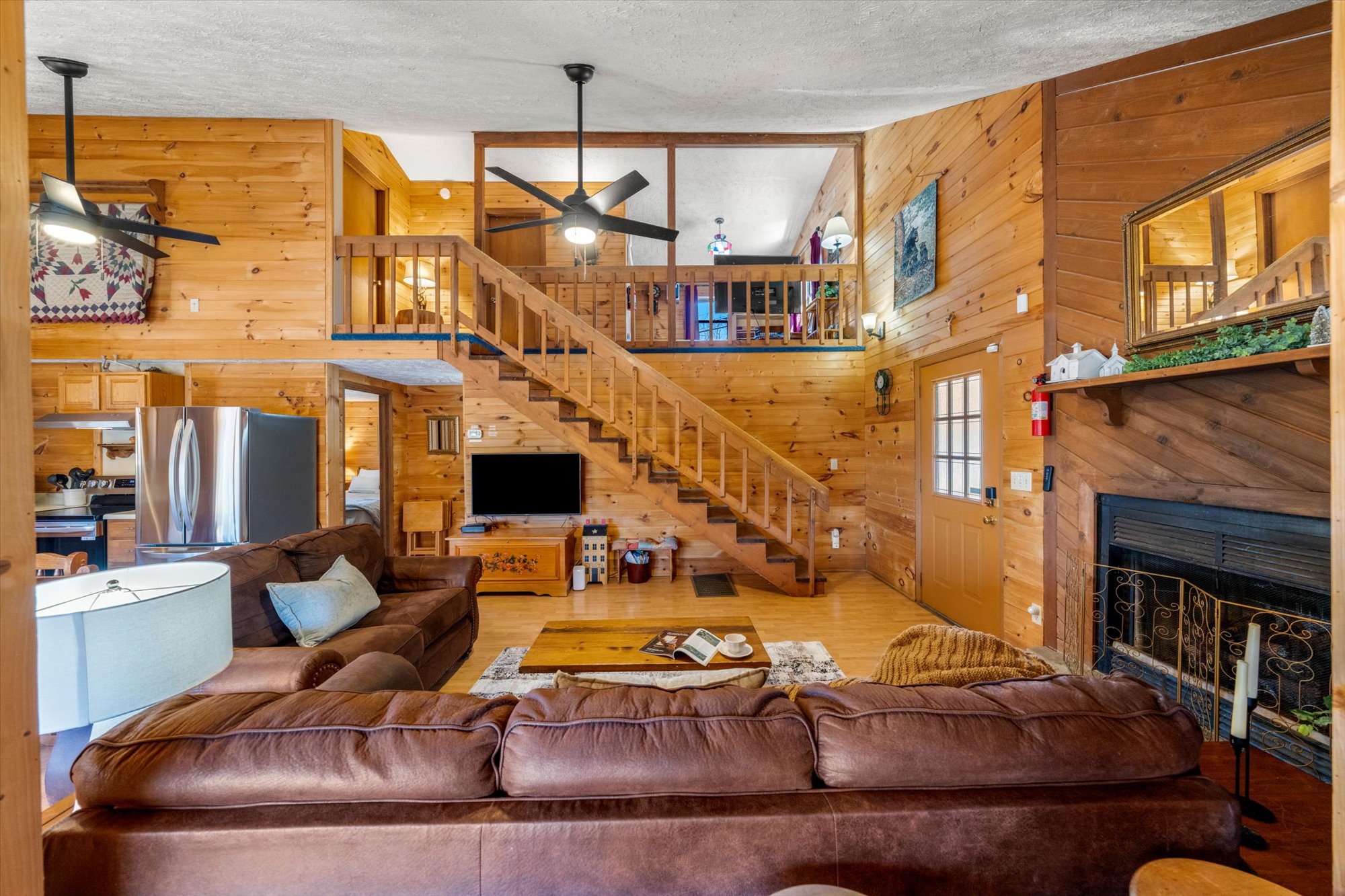 Sevierville, Tennessee, 37876, United States, 3 Bedrooms Bedrooms, ,2 BathroomsBathrooms,Residential,For Sale,1922805