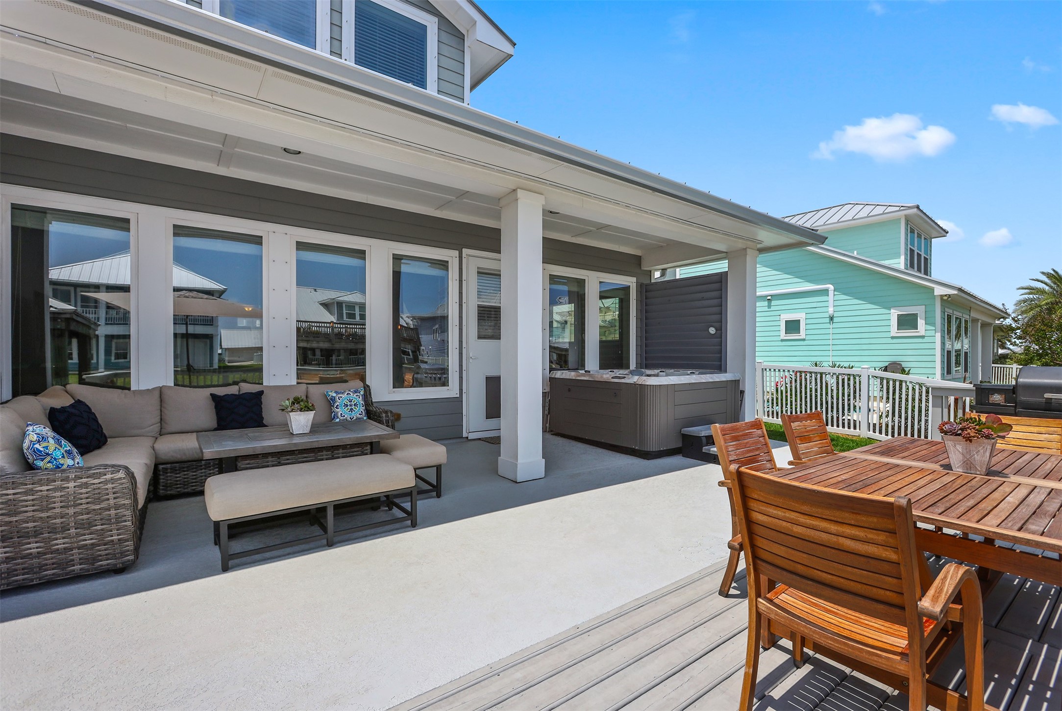 Texas City, Texas, 77590, United States, 3 Bedrooms Bedrooms, ,3 BathroomsBathrooms,Residential,For Sale,1795463