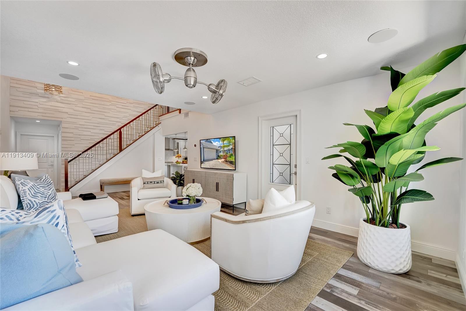 Jupiter, Florida, 33477, United States, 3 Bedrooms Bedrooms, ,3 BathroomsBathrooms,Residential,For Sale,1991888