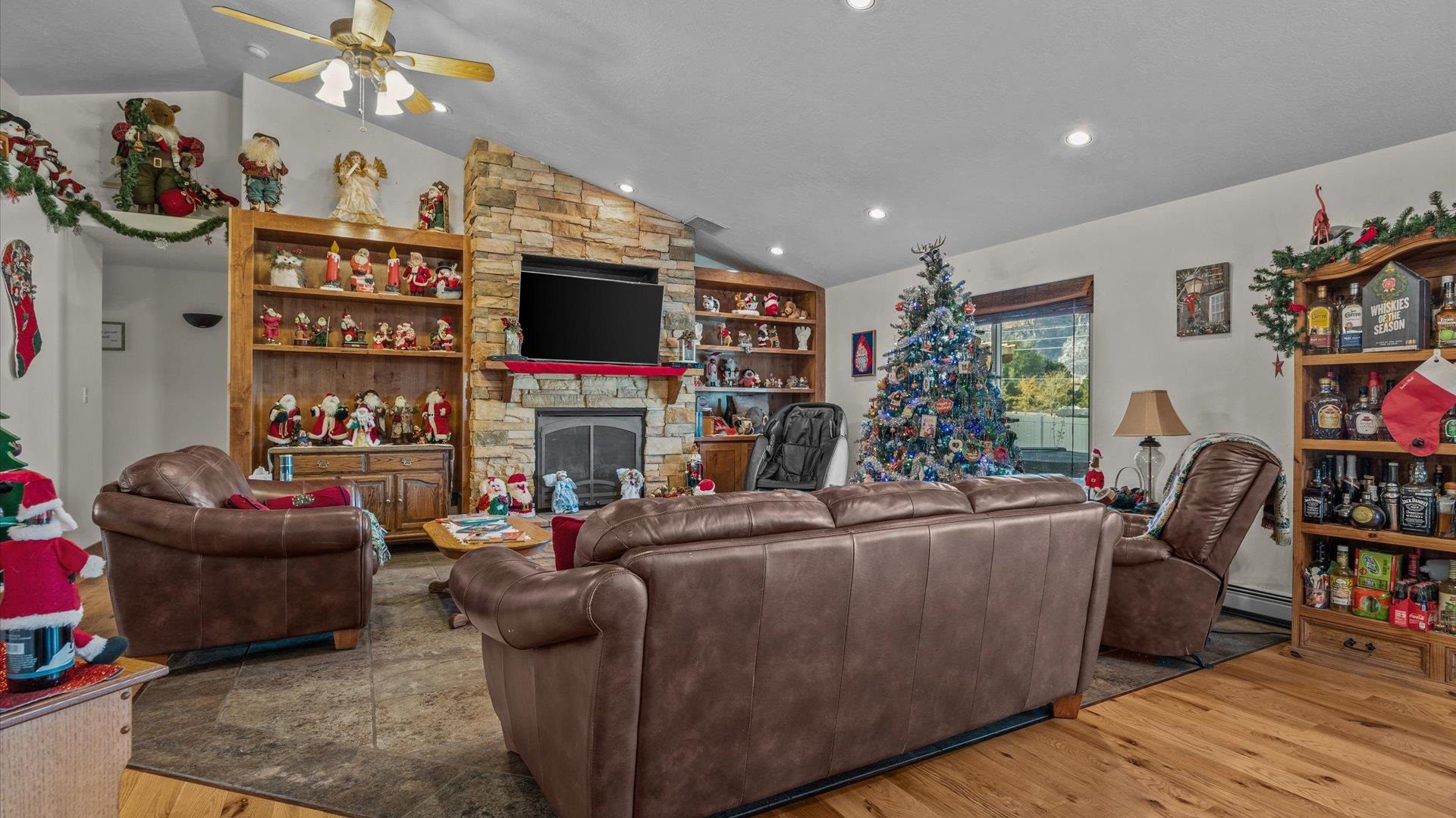 391 Mirada Court, Grand Junction, Colorado, 81507, United States, 3 Bedrooms Bedrooms, ,2 BathroomsBathrooms,Residential,For Sale,391 Mirada Court,1664738