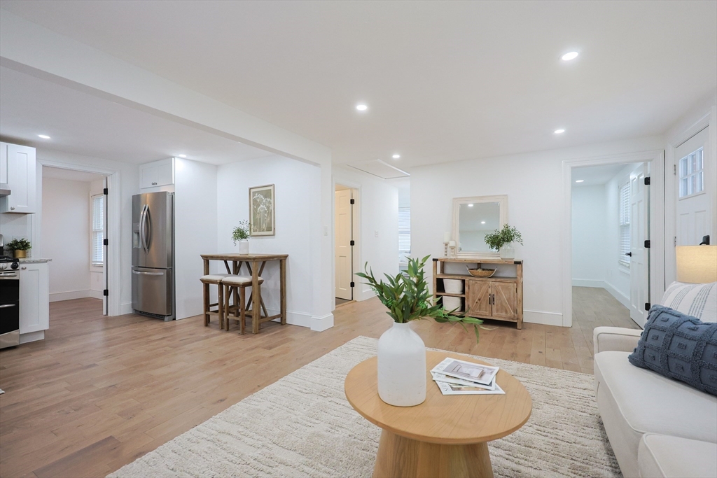 Melrose, Massachusetts, 02176, United States, 2 Bedrooms Bedrooms, ,1 BathroomBathrooms,Residential,For Sale,2012344