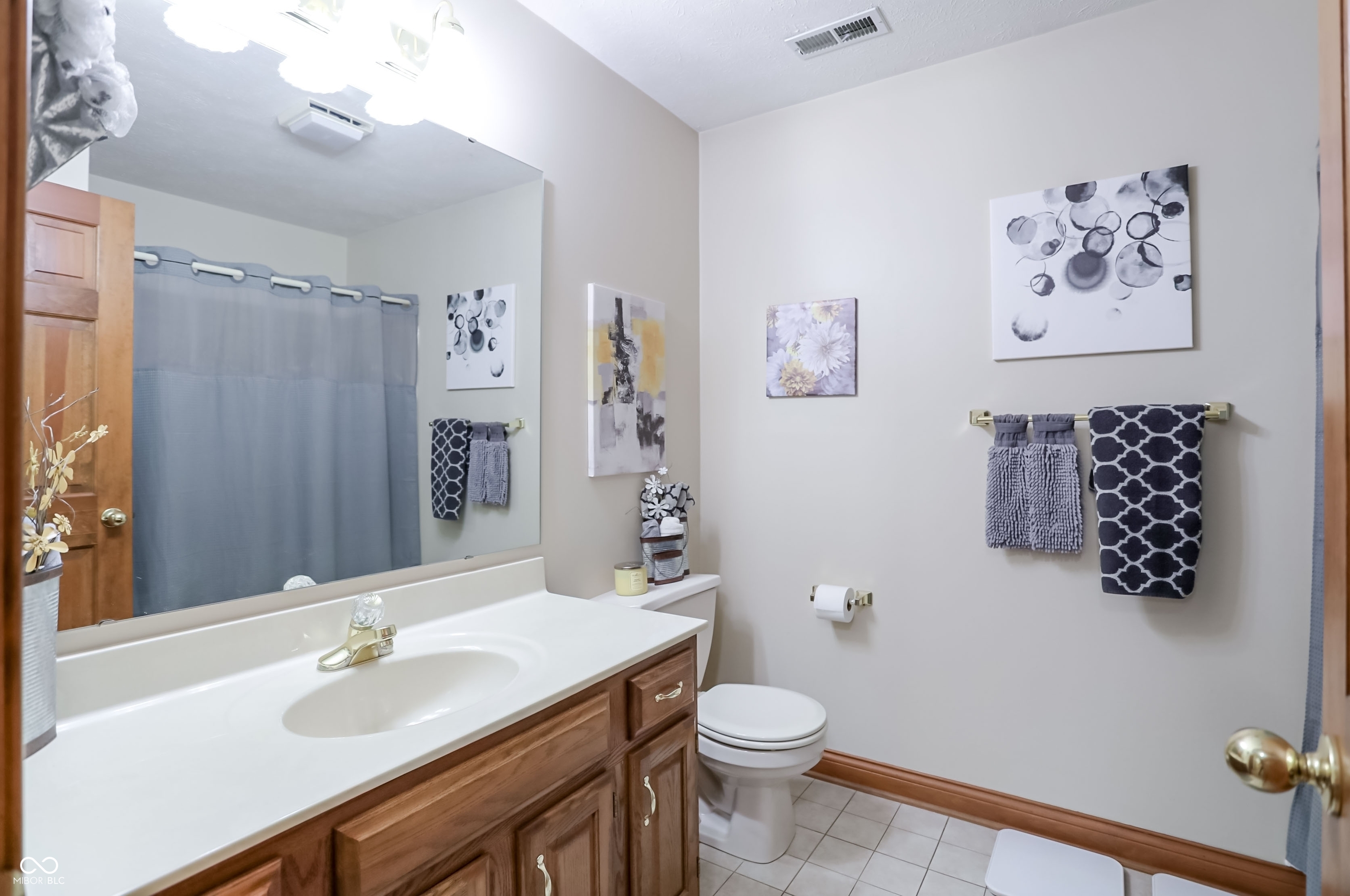 Greenfield, Indiana, 46140, United States, 3 Bedrooms Bedrooms, ,3 BathroomsBathrooms,Residential,For Sale,2035796