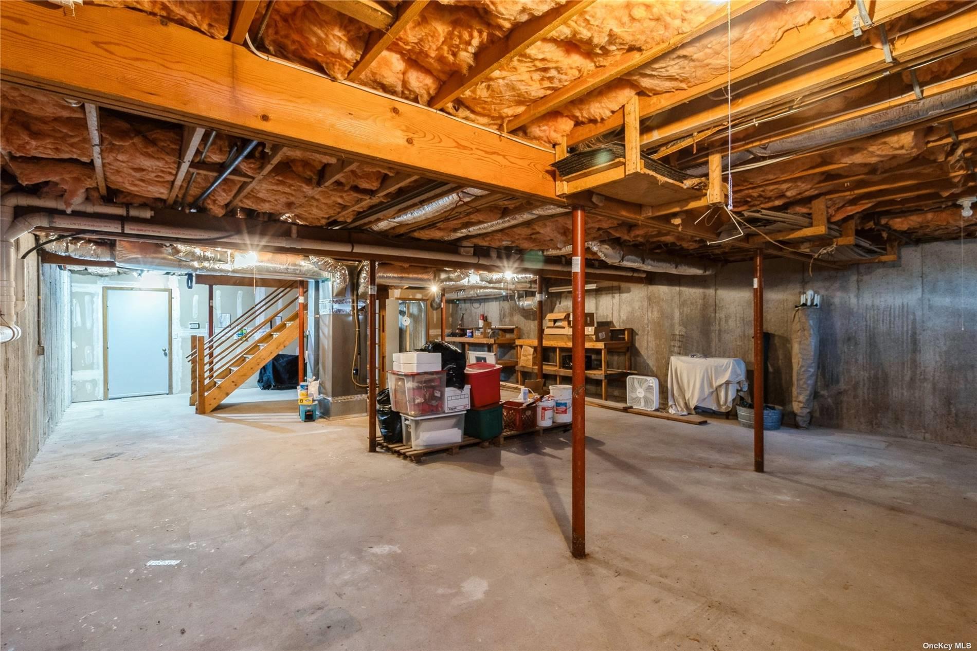 1572 Middle Road, Calverton, New York, 11933, United States, 3 Bedrooms Bedrooms, ,3 BathroomsBathrooms,Residential,For Sale,1572 Middle Road,1663464