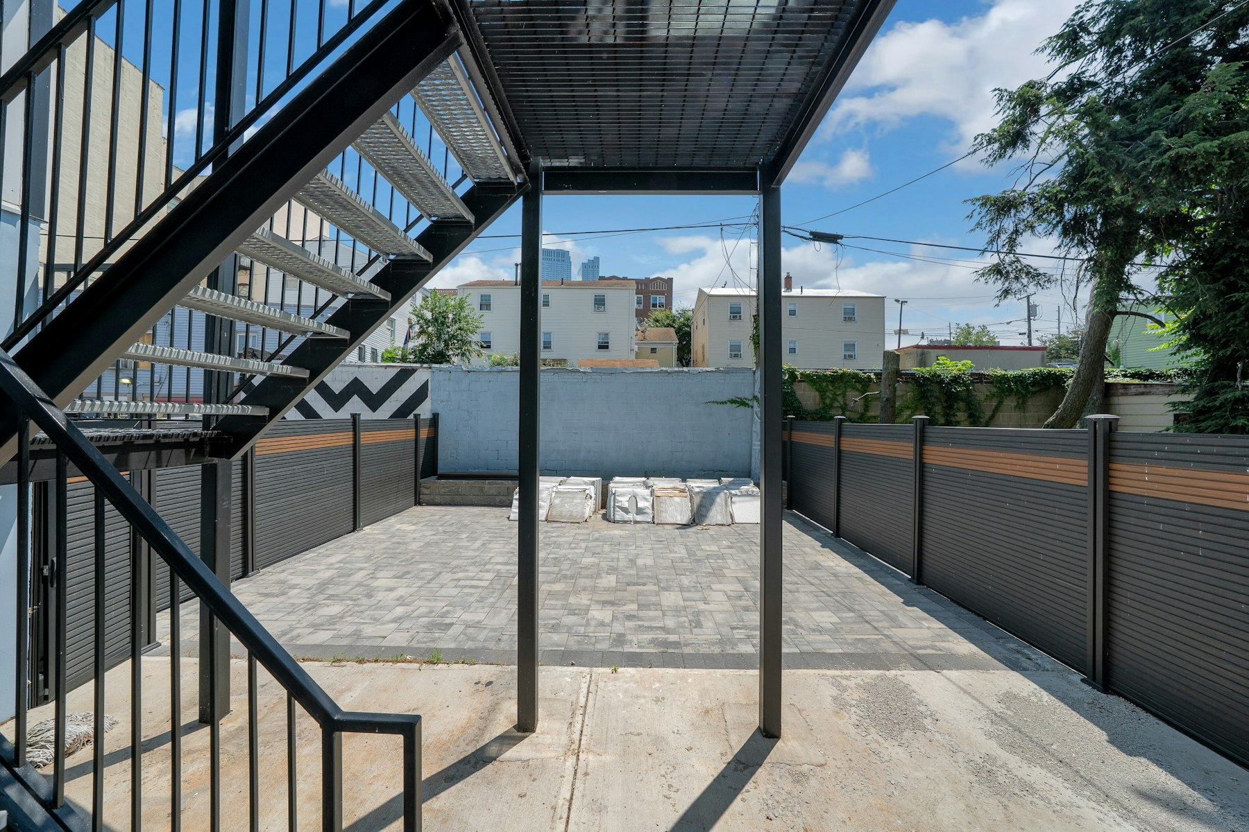  76 Corbin Avenue, Jersey City, NJ 07306 - 物件實景