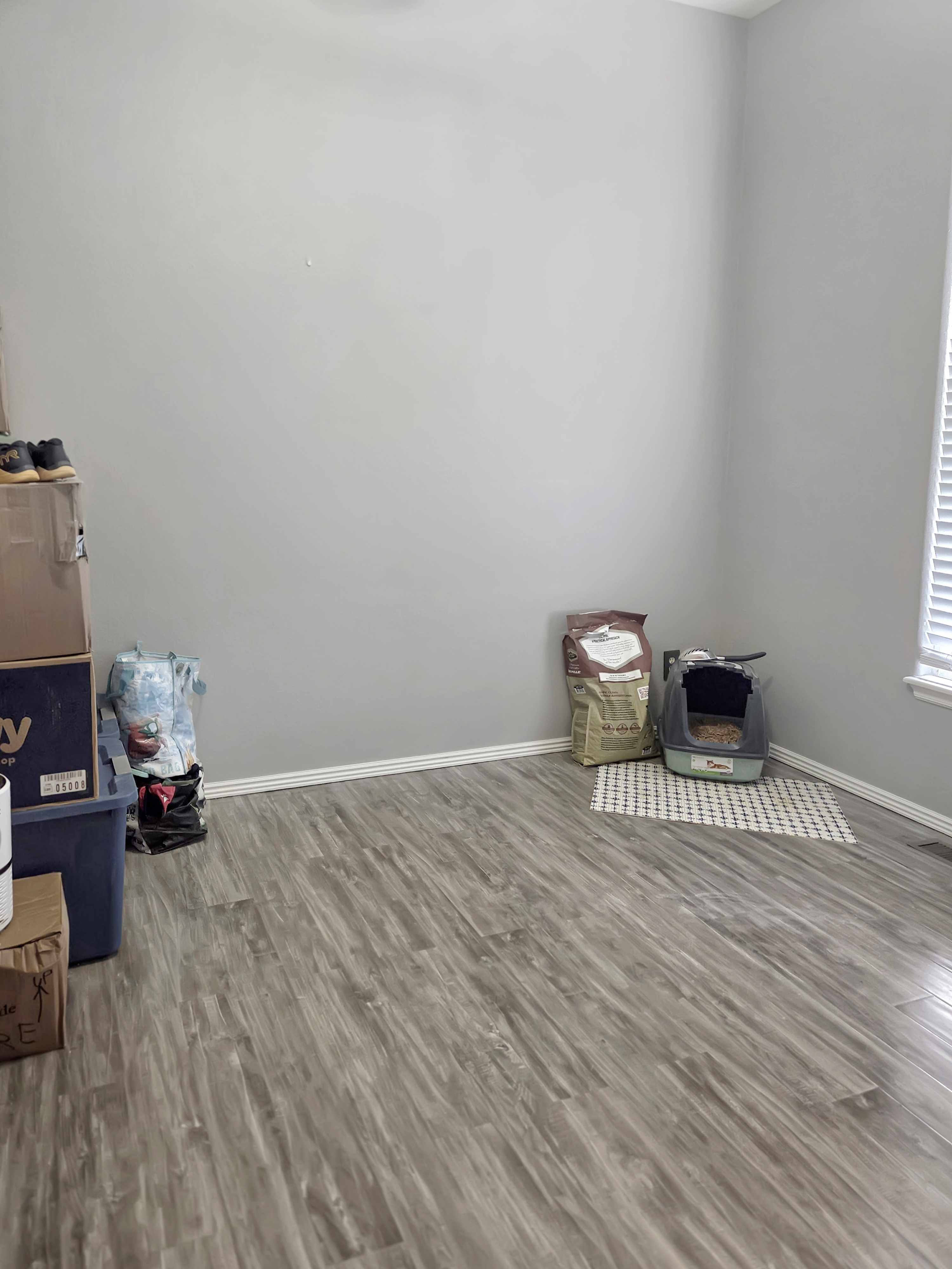 Sheridan, Wyoming, 82801, United States, 5 Bedrooms Bedrooms, ,3 BathroomsBathrooms,Residential,For Sale,1993883