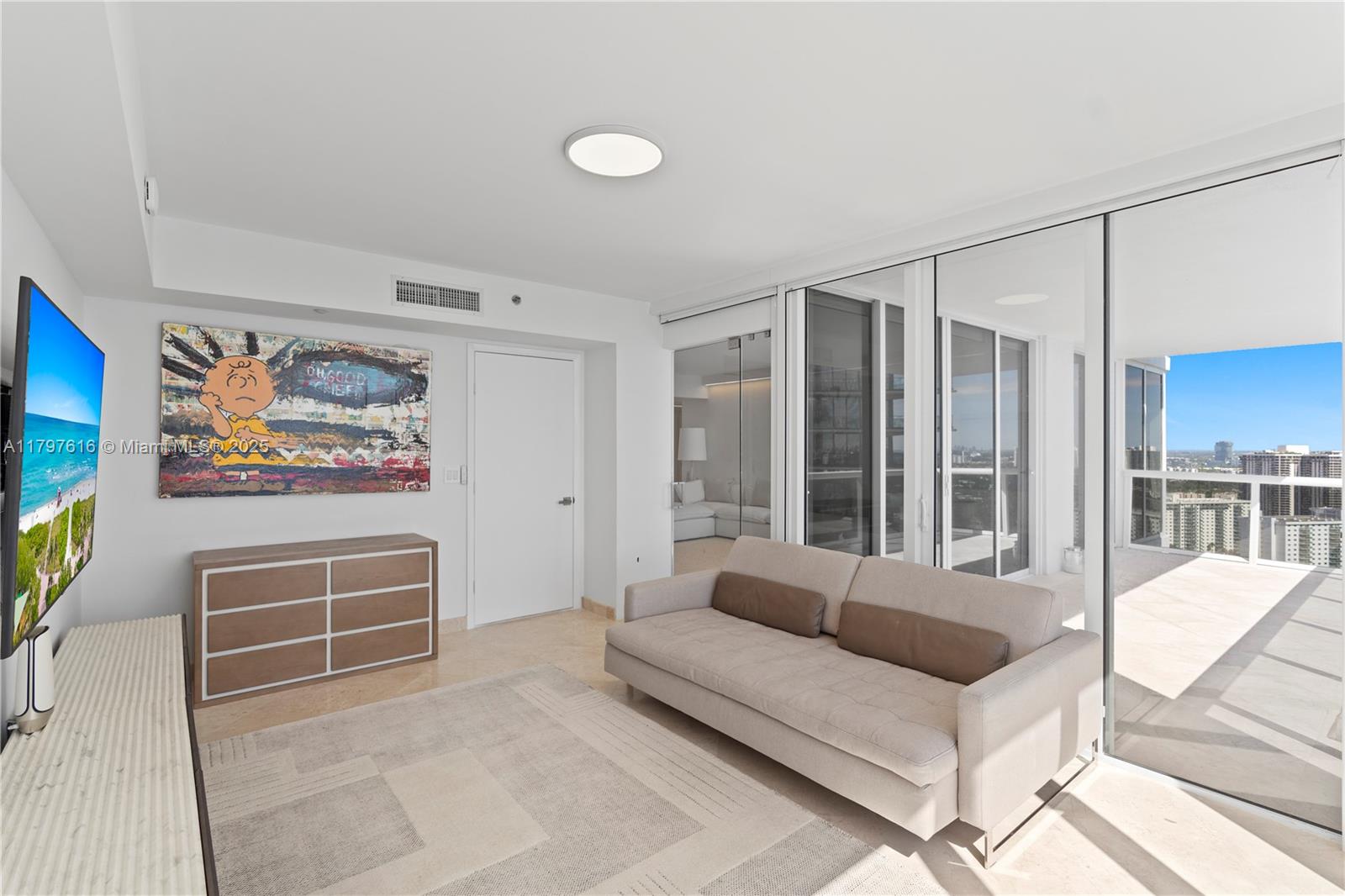 Sunny Isles Beach, Florida, 33160, United States, 3 Bedrooms Bedrooms, ,5 BathroomsBathrooms,Residential,For Sale,1796970