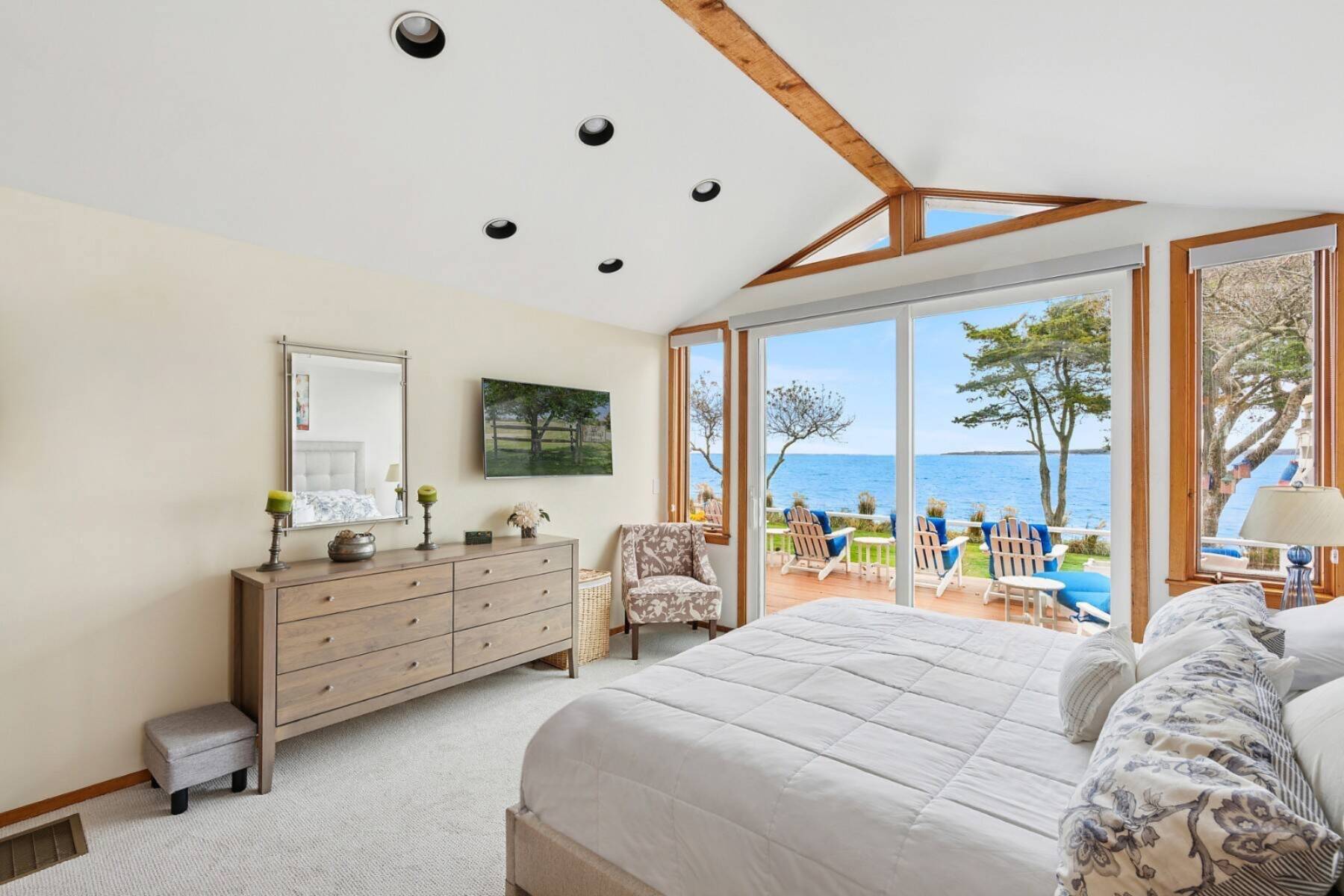  Breathtaking Bayfront with 180° Views - 物件實景