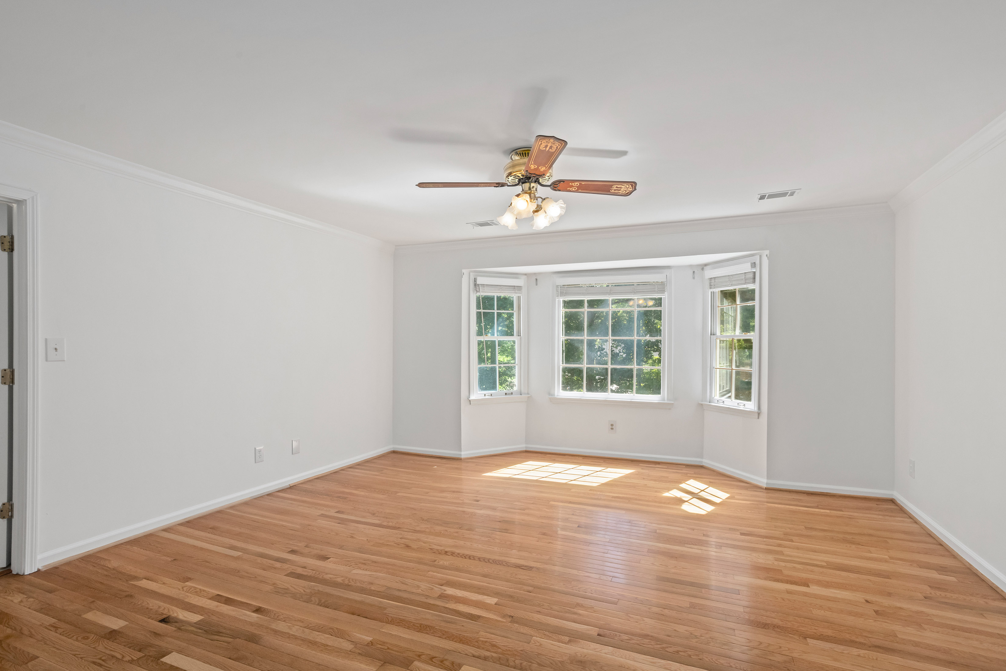  Custom-Built Brick Home with Saltwater Pool in Conyers - 物件實景