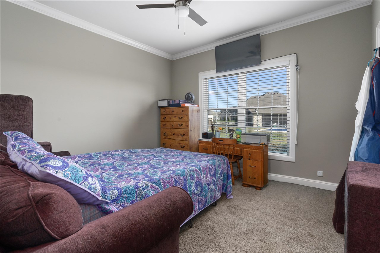 Alvaton, Kentucky, 42122, United States, 5 Bedrooms Bedrooms, ,4 BathroomsBathrooms,Residential,For Sale,1939177