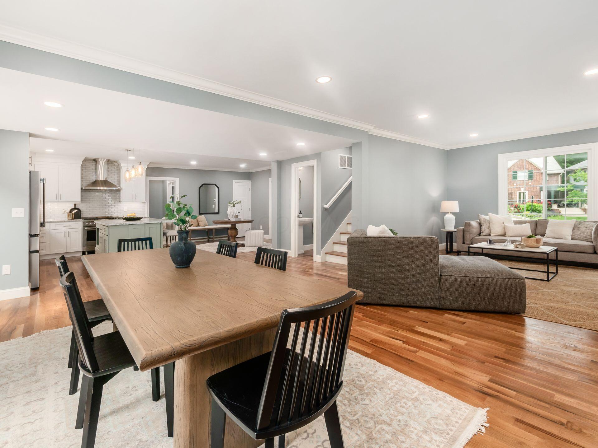 Columbus, Ohio, 43202, United States, 5 Bedrooms Bedrooms, ,4 BathroomsBathrooms,Residential,For Sale,1988321