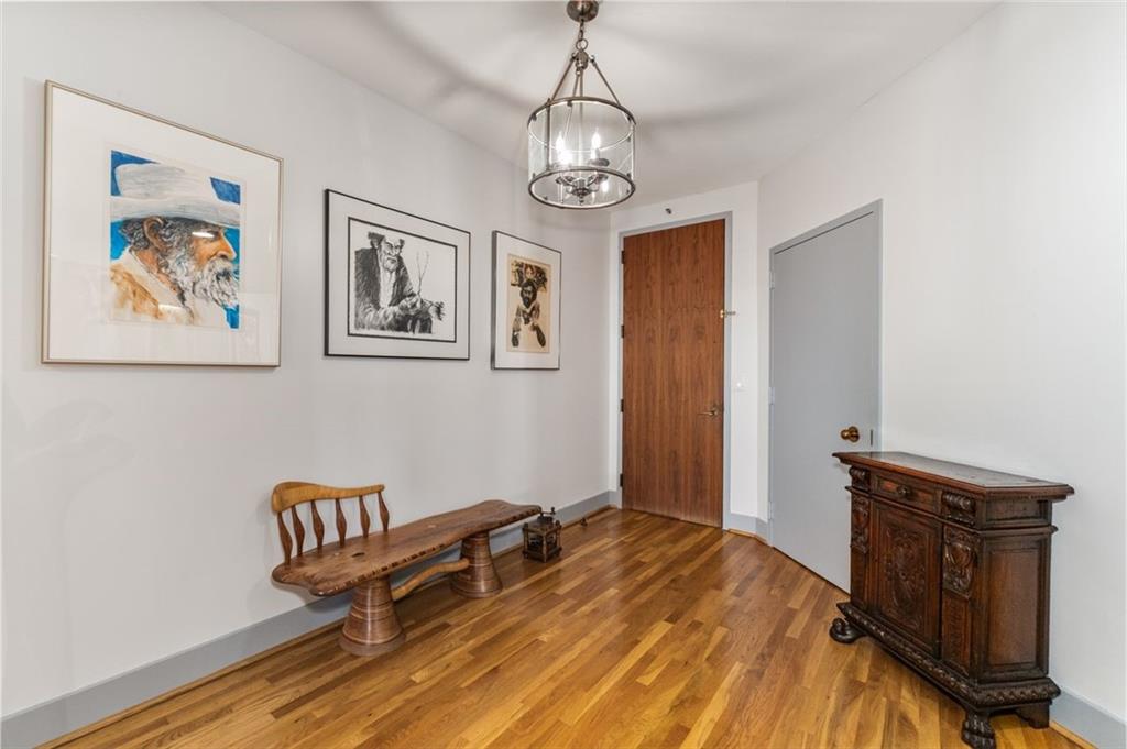 Atlanta, Georgia, 30305, United States, 2 Bedrooms Bedrooms, ,2 BathroomsBathrooms,Residential,For Sale,2002175