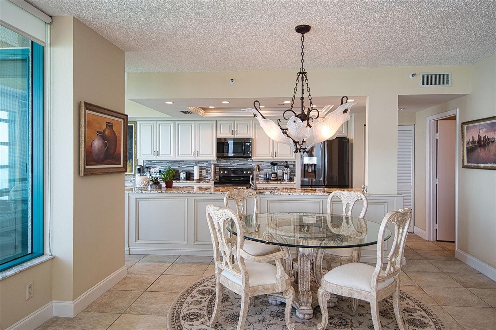 CLEARWATER BEACH, Florida, 33767, United States, 3 Bedrooms Bedrooms, ,3 BathroomsBathrooms,Residential,For Sale,1976506