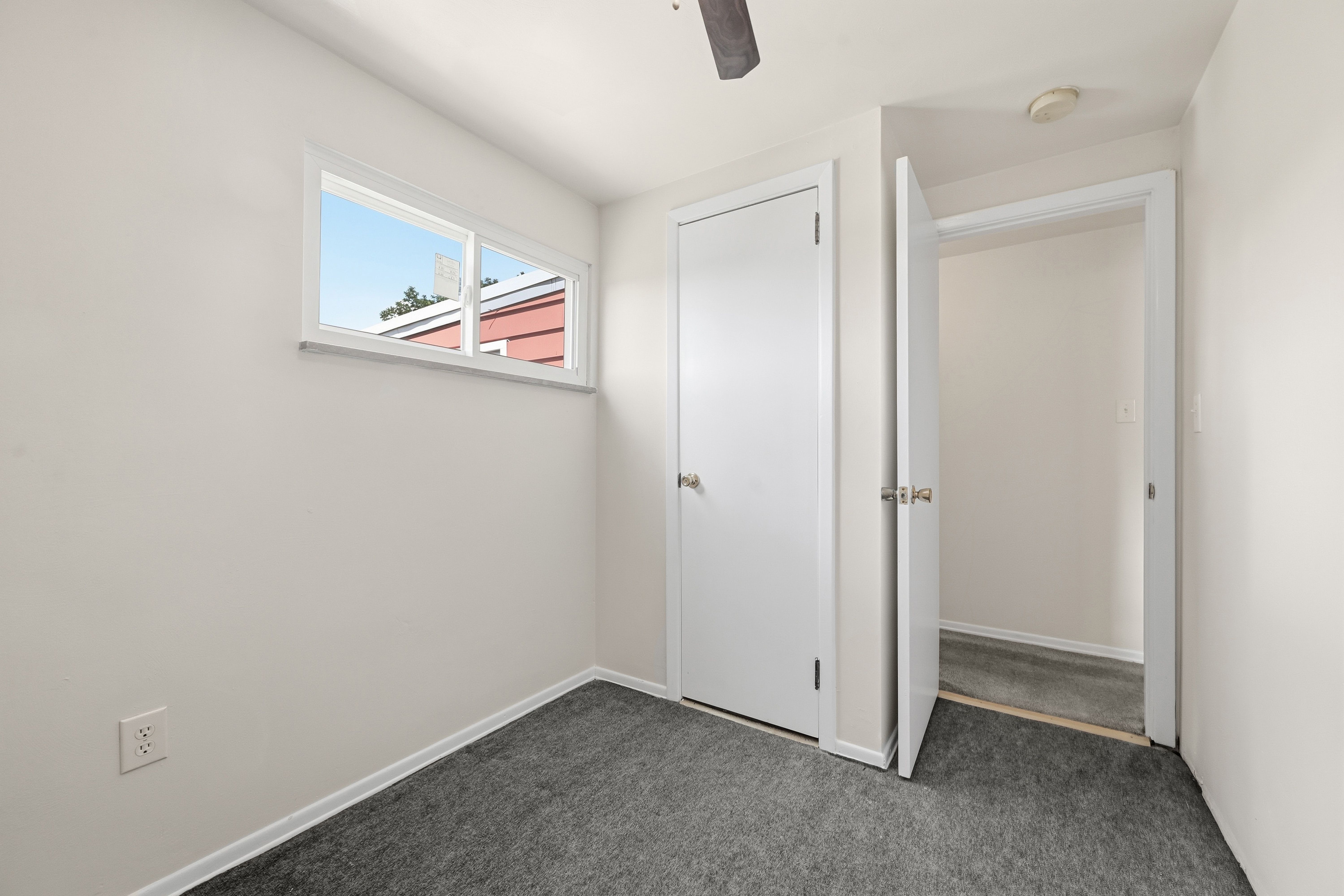  73 Clifford Drive, Pittsburgh, PA 15220 - 物件實景