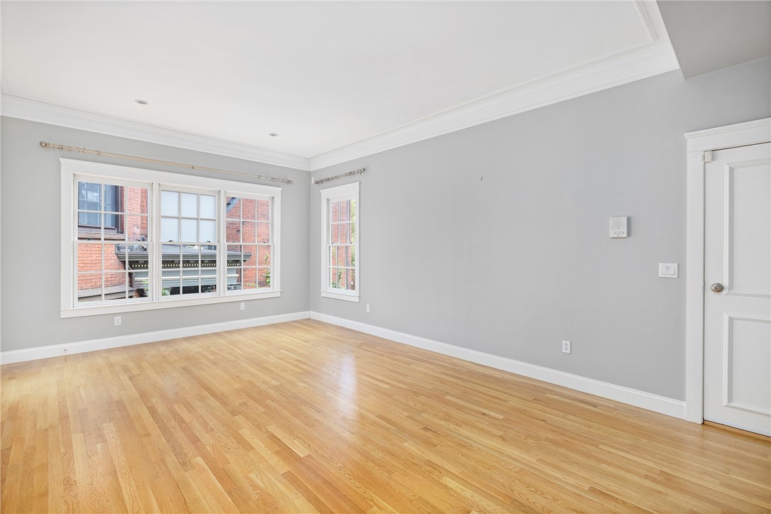 Providence, Rhode Island, 02903, United States, 2 Bedrooms Bedrooms, ,2 BathroomsBathrooms,Residential,For Sale,1868590