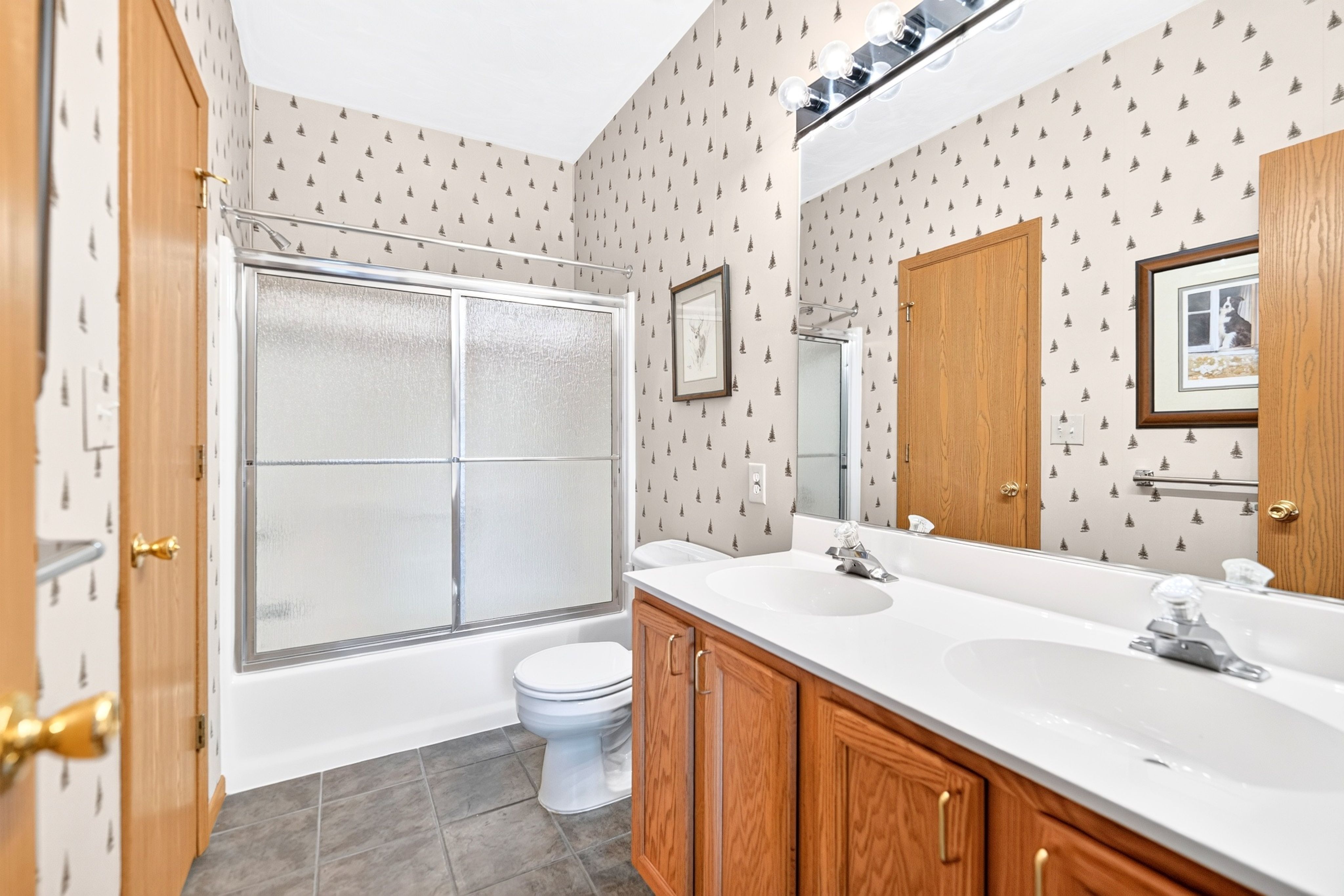  8134 Stonegate Drive, Champion, PA 15622 - 物件實景