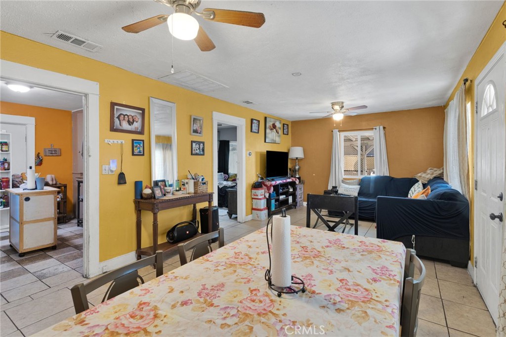 Redlands, California, 92374, United States, 5 Bedrooms Bedrooms, ,3 BathroomsBathrooms,Residential,For Sale,1987347