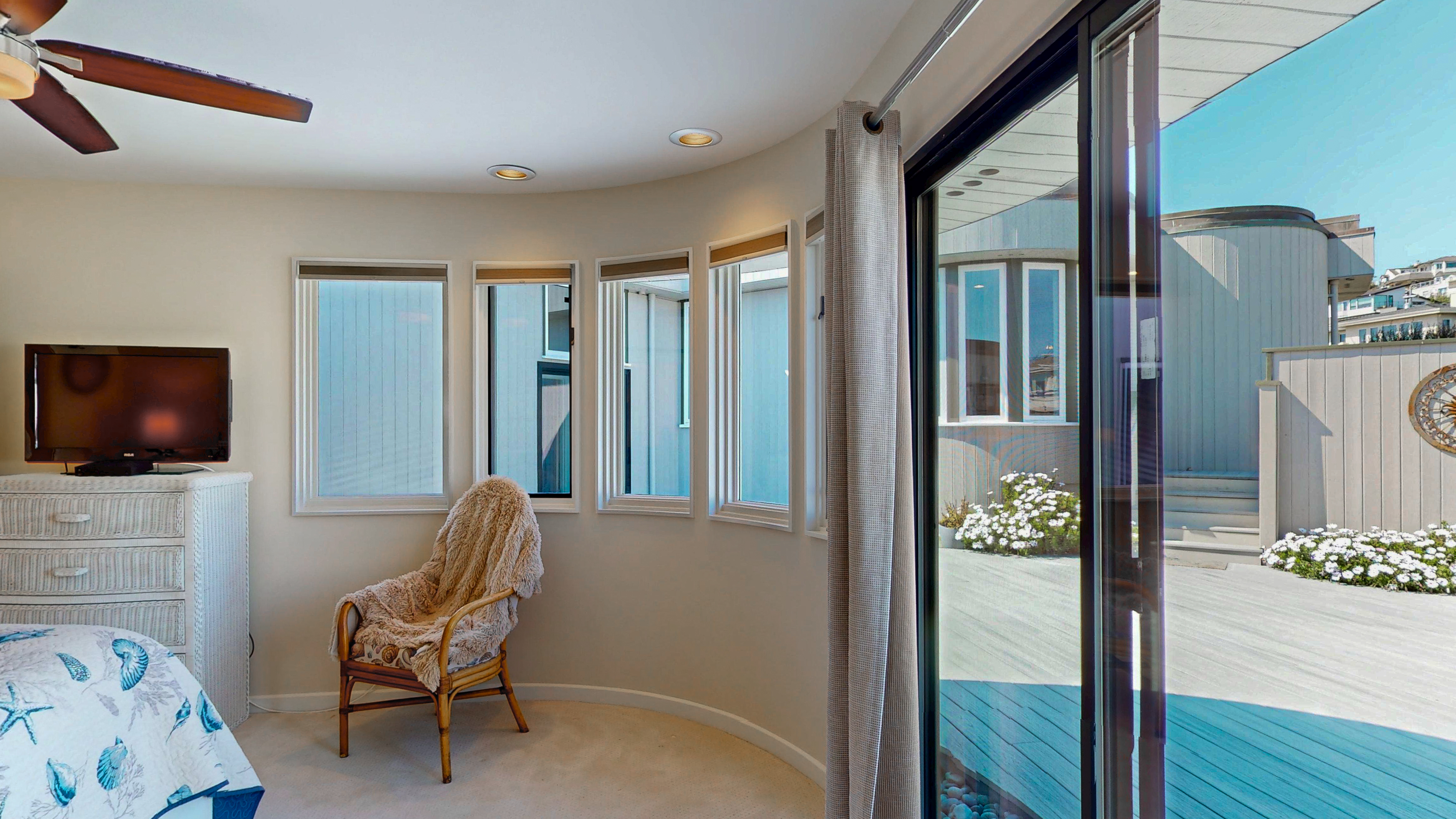  Graceful Coastal Architecture with Sweeping Pacific Ocean Views - 物件實景