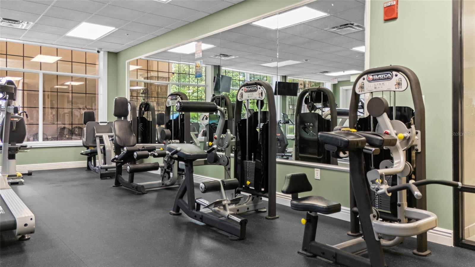 MOUNT DORA, Florida, 32757, United States, 4 Bedrooms Bedrooms, ,4 BathroomsBathrooms,Residential,For Sale,1978918