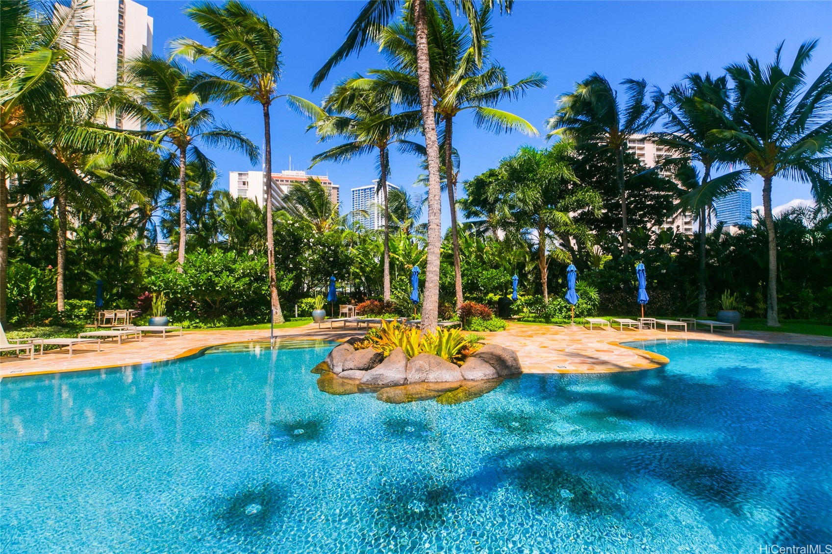 Honolulu, Hawaii, 96815, United States, 2 Bedrooms Bedrooms, ,2 BathroomsBathrooms,Residential,For Sale,1794682