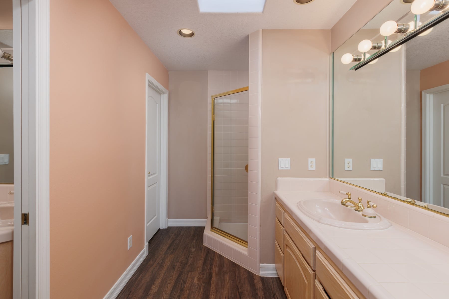  626 N BAYVIEW LOOP Waldport, OR 97394 - 物件實景