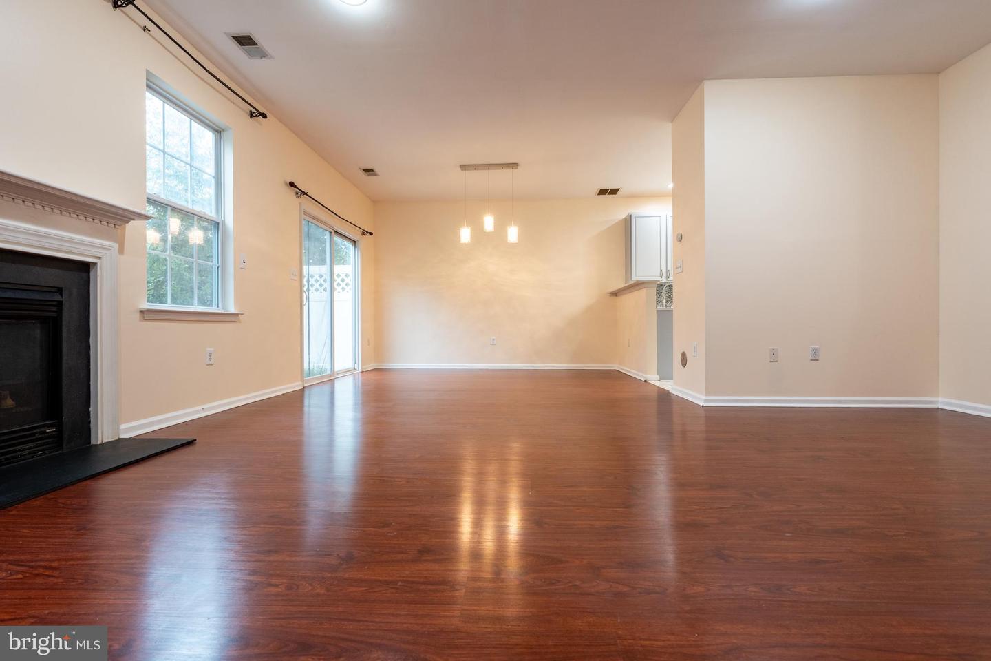 Pennington, New Jersey, 08534, United States, 3 Bedrooms Bedrooms, ,3 BathroomsBathrooms,Residential,For Sale,1939731